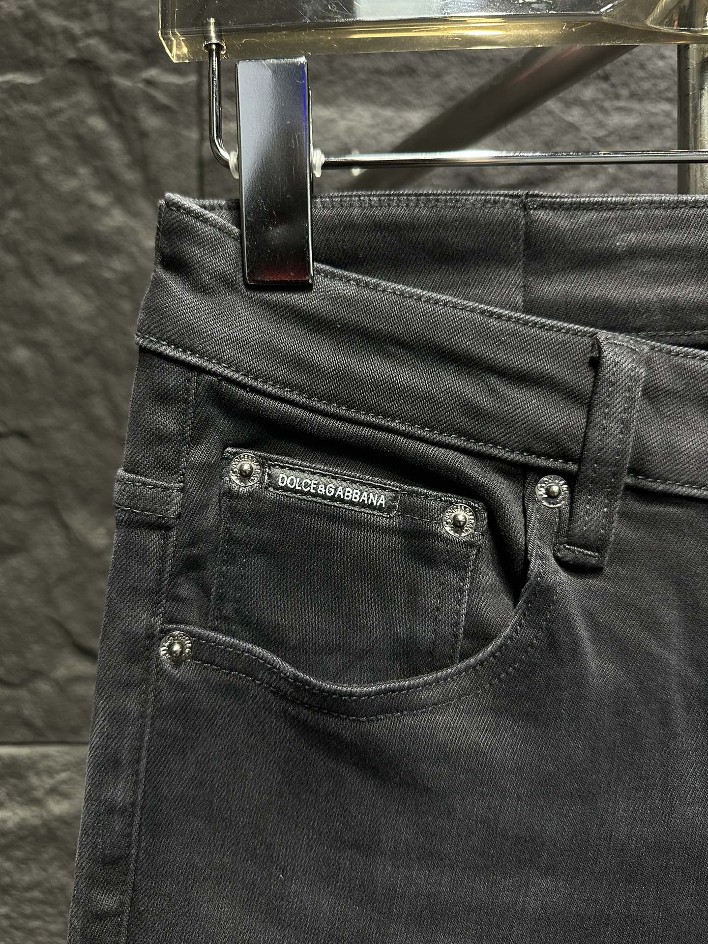 Dolce & Gabbana Men's Slim-Fit Black Wash Jeans with DG Logo 5 i1747547669 4368 6