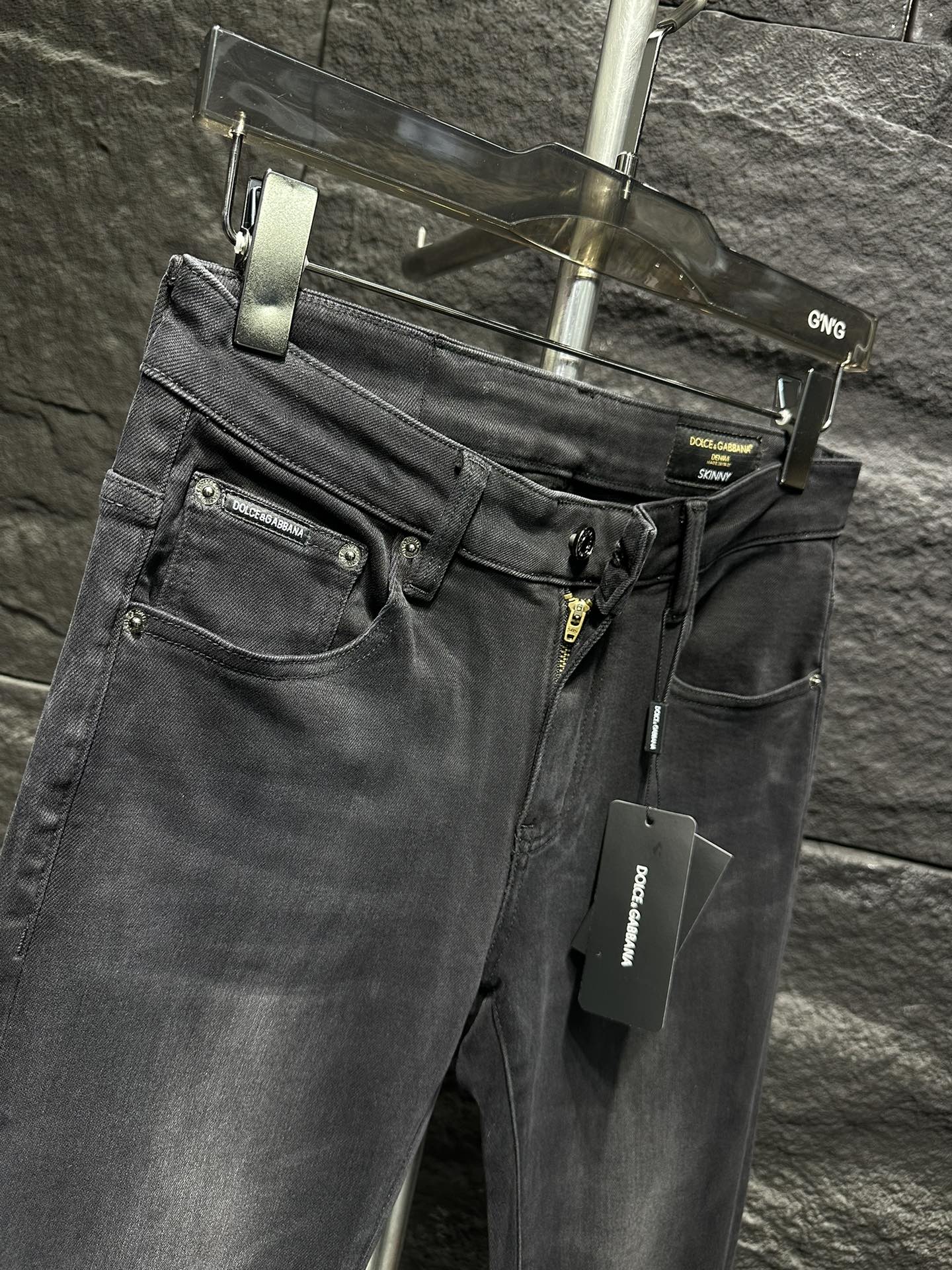 Dolce & Gabbana Men's Slim-Fit Black Wash Jeans with DG Logo 7 i1747547669 626 7