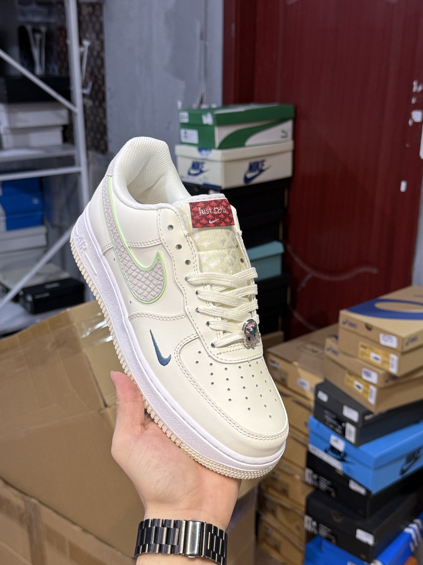 Nike Air Force 1 Low Top Sneakers - Ivory/Green Color, Limited Edition 15 i1754574815385 4617 0 17