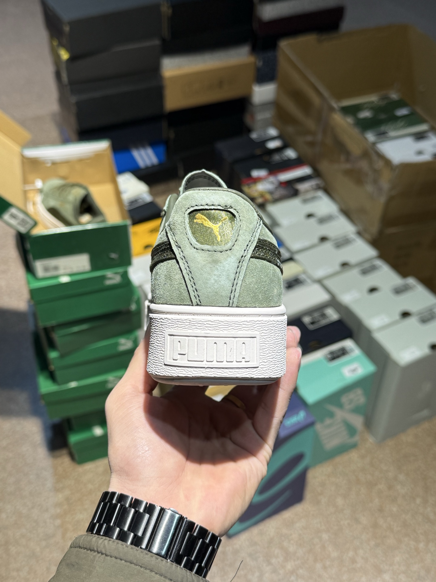 💰75 绿X特供🧨福利特价🧧
 Puma Bella UT Leather 彪马时尚休闲运动鞋 402186 07 尺码：35-45（半）