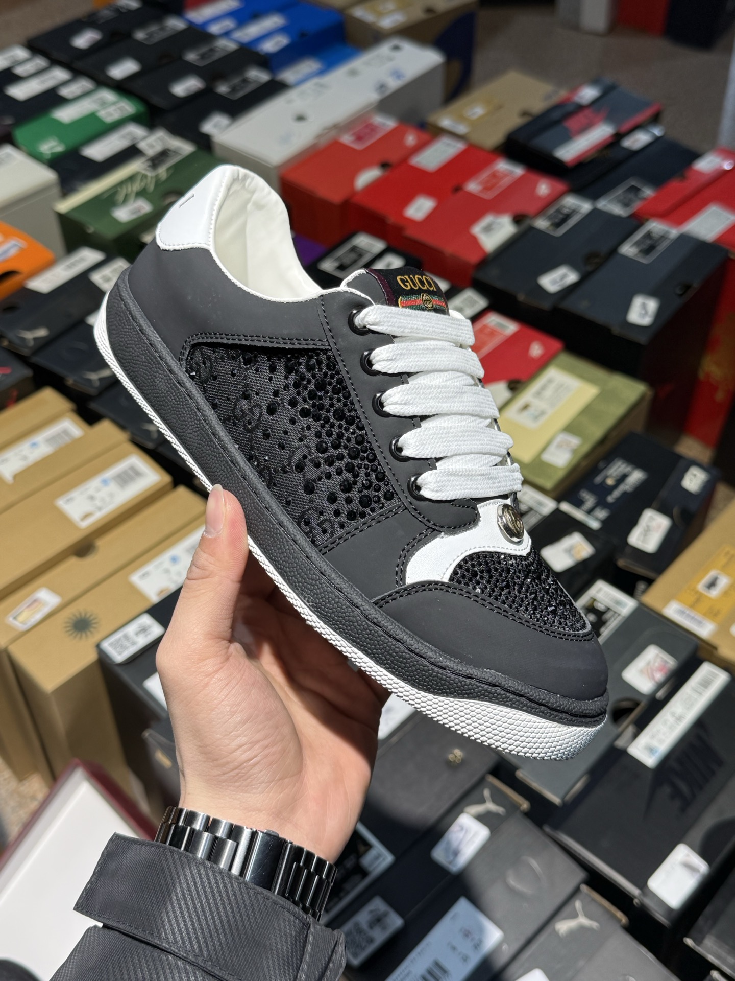 #独家实拍 Gucci/古驰小脏鞋 休闲复古百搭低帮板鞋 尺码:如图 编码#A7YT1013 立即抢购👉 立即抢购👉 立即抢购👉 立即抢购👉