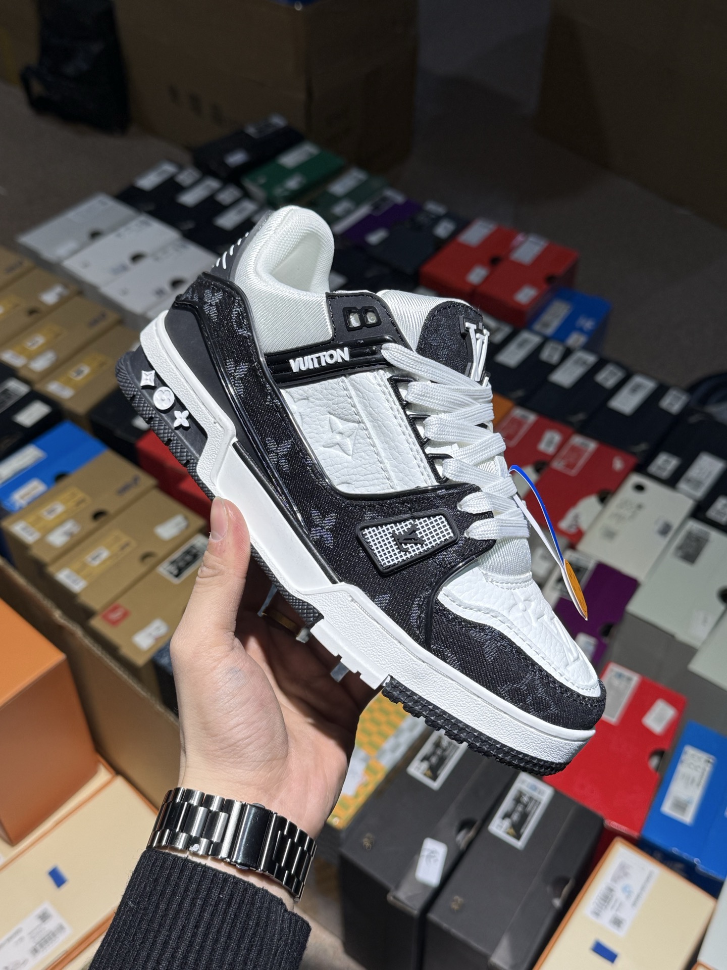 _dhc9sHYBgC-7lKgzjU3_YUX-DtZx4hsf0EzK6CQ