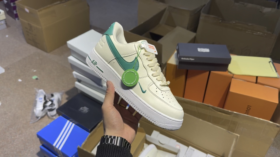 _dv-9slUoWBS_nsopdZ_lsOSnpknUeq2jXcdioWw