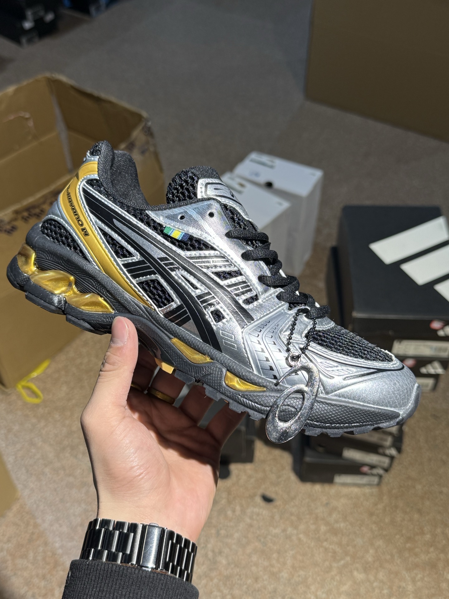 福利特价🧧 ASICS GEL-KAYANO 14 亚瑟士K14系列户外复古潮流百搭织物合成革缓震休闲跑步鞋 货号:1203A537-106