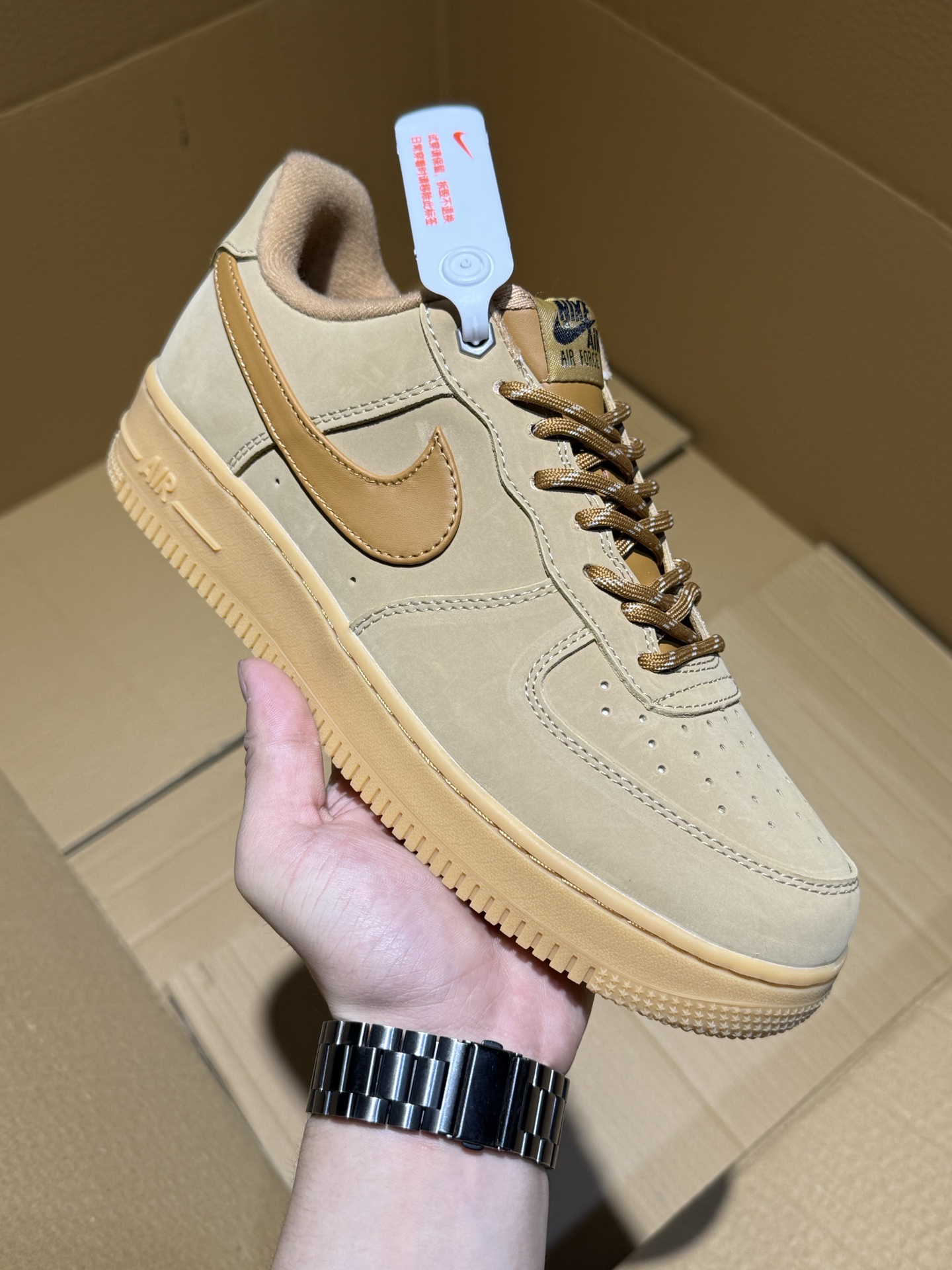 福利 调价 刷色 大量补齐 刷色特价 #NK Air Force 1 Low 07 LV8 "Wheat Flax" 空军一号低帮 小麦色 CJ9179-200 奥莱zp订单 直播间399 499一样的东西 帮你省钱 柔软、弹性十足的缓震性能和出色的中底设计 横跨复古与现代的外型结合 造就出风靡全球三十多年的Force 1 直到今天还深受青睐 👉 立即抢购👉 立即抢购👉 立即抢购👉