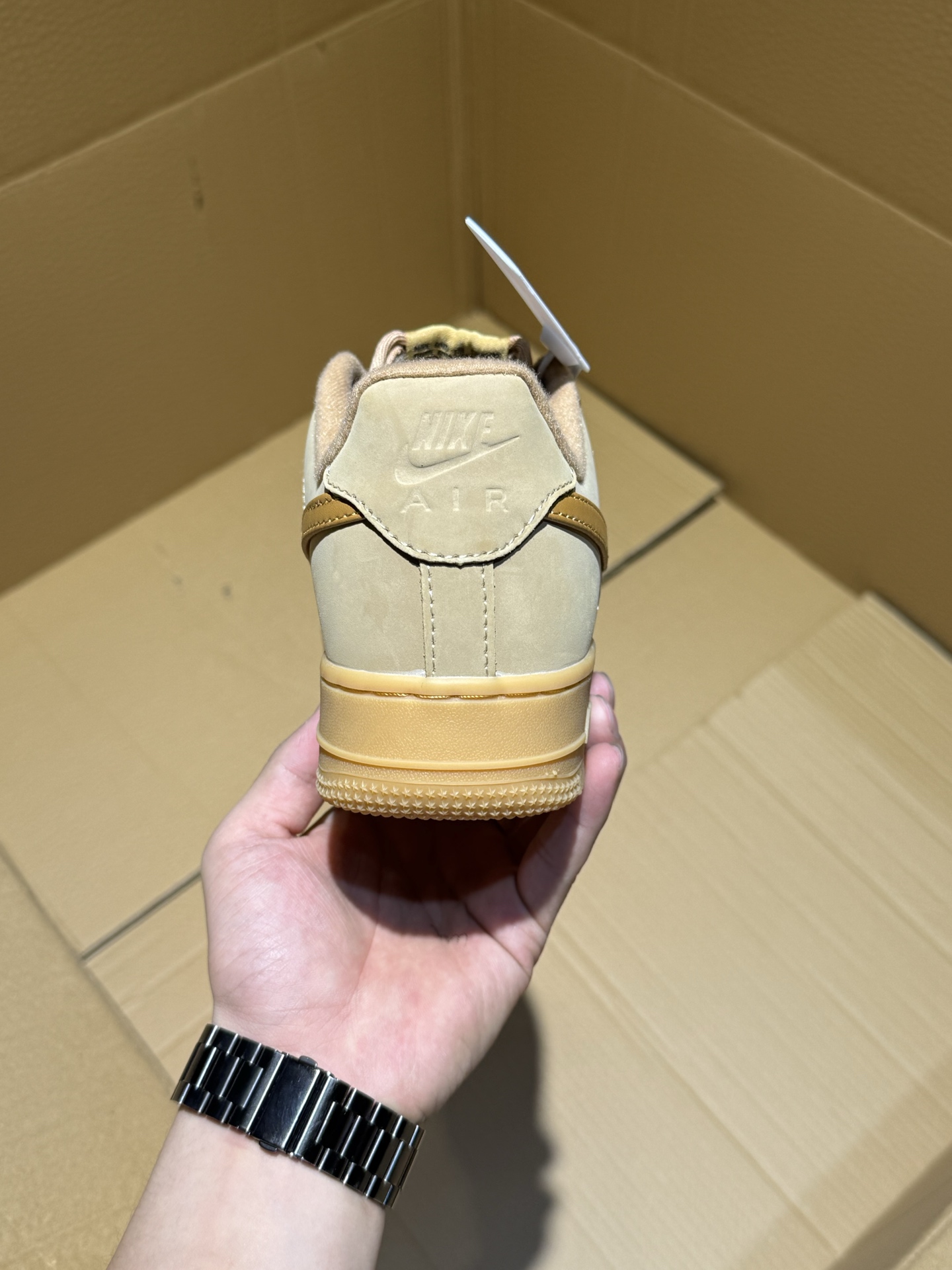 福利 调价 刷色 大量补齐 刷色特价 #NK Air Force 1 Low 07 LV8 "Wheat Flax" 空军一号低帮 小麦色 CJ9179-200 奥莱zp订单 直播间399 499一样的东西 帮你省钱 柔软、弹性十足的缓震性能和出色的中底设计 横跨复古与现代的外型结合 造就出风靡全球三十多年的Force 1 直到今天还深受青睐 👉 立即抢购👉 立即抢购👉 立即抢购👉