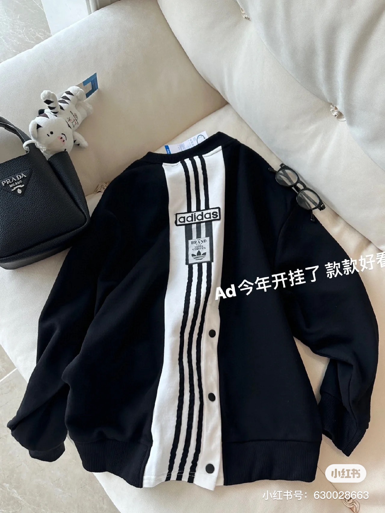 Adidas Adibreak Crew Vest: Classic Design with Logo Embroidery and Oversize Style - 图片 7