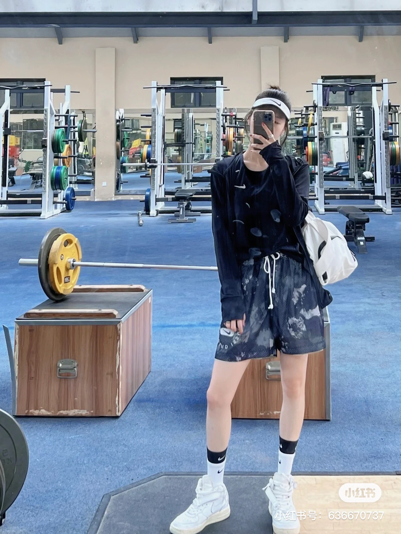 Nike Embroidered Unisex Shorts: Fashionable, Comfortable, High Quality - 图片 1