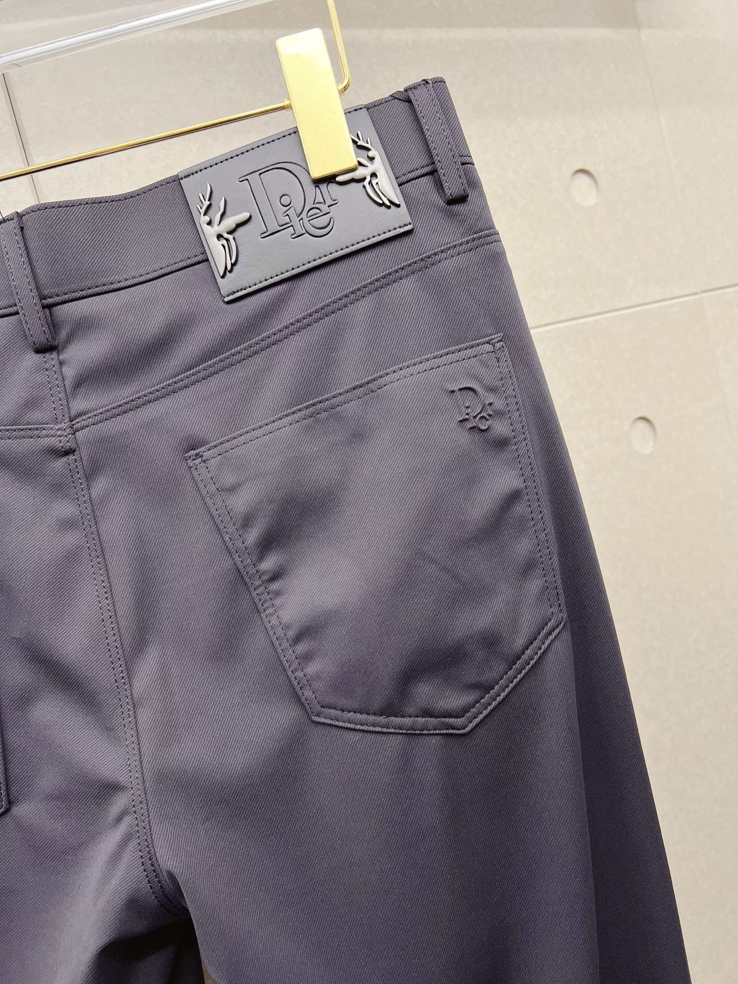 Dior Dior Customized T-Pants 2025SS: Advanced, Comfortable, Prominent, Customized Gold Works - 图片 9