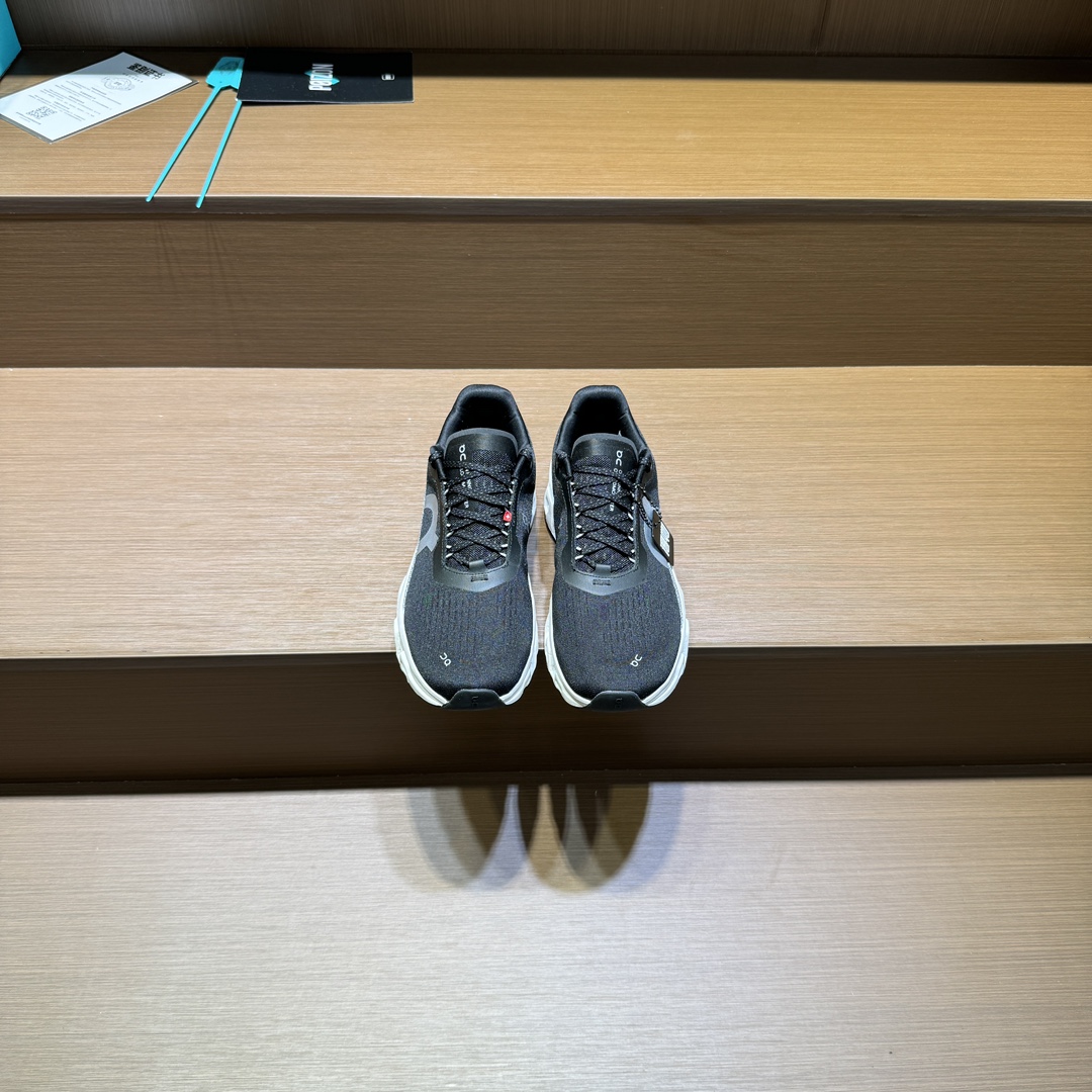 O.R., little monster at p. 483, claudmont, year-old. Size: 36-47