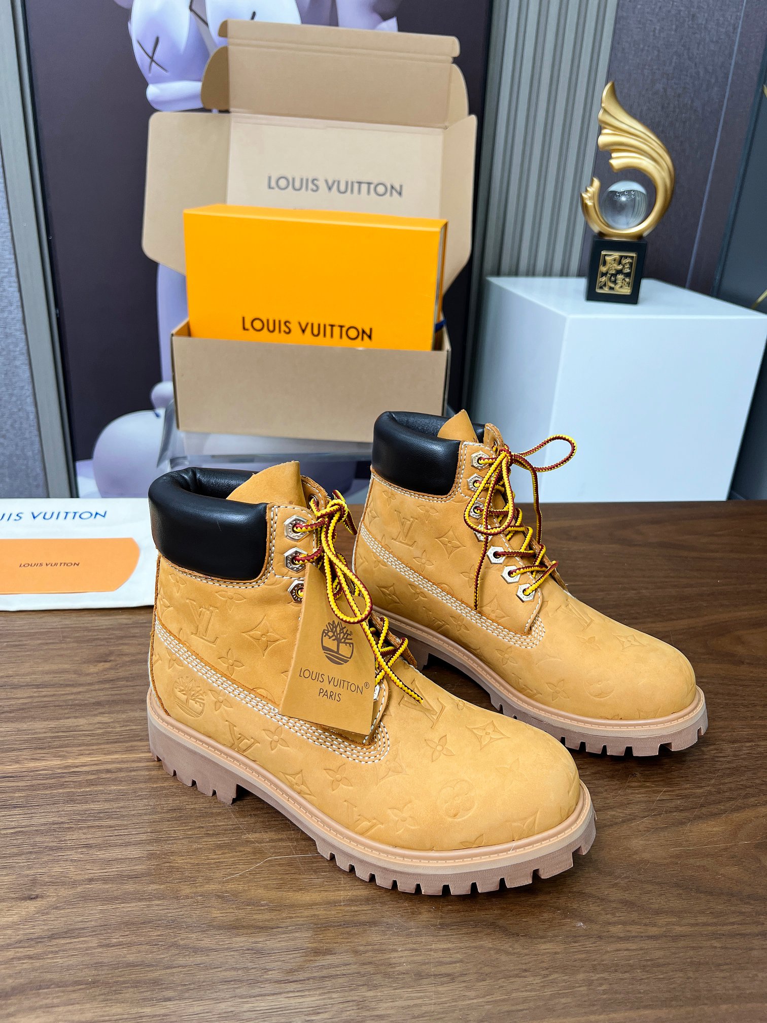 Louis Vuitton Martin Boots 2023 AAA Replica Customize
 Yellow Men Cowhide Fall/Winter Collection