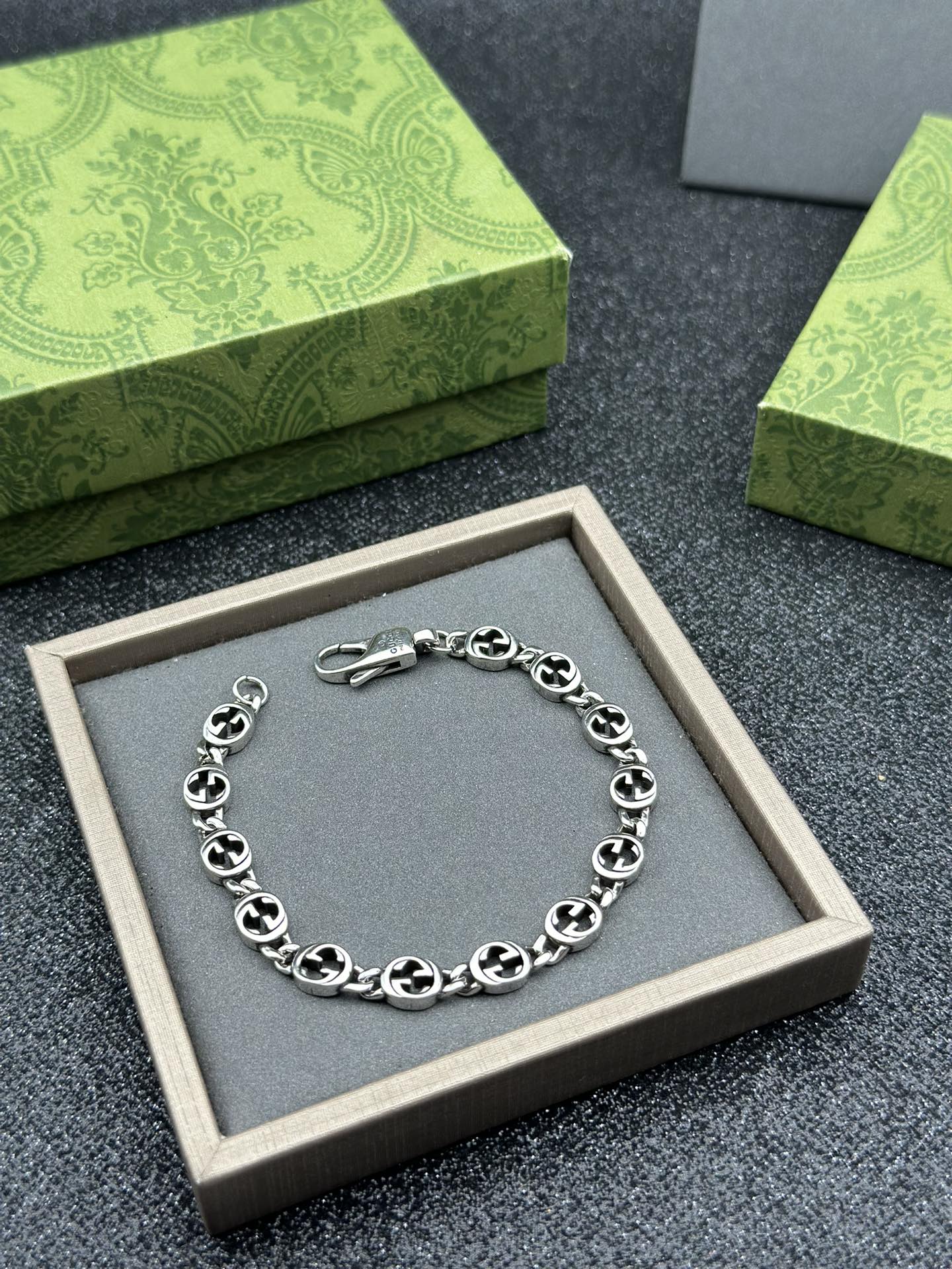 NO:111113,The counter hits, direct sales from manufacturers, counter to version, Guuc* new hot-selling bracelet, jewelry boutique, bracelet19860909专柜爆款 厂家直销 专柜对版 Guuc*新款热销手链,饰品精品,bracelet,Jewelry