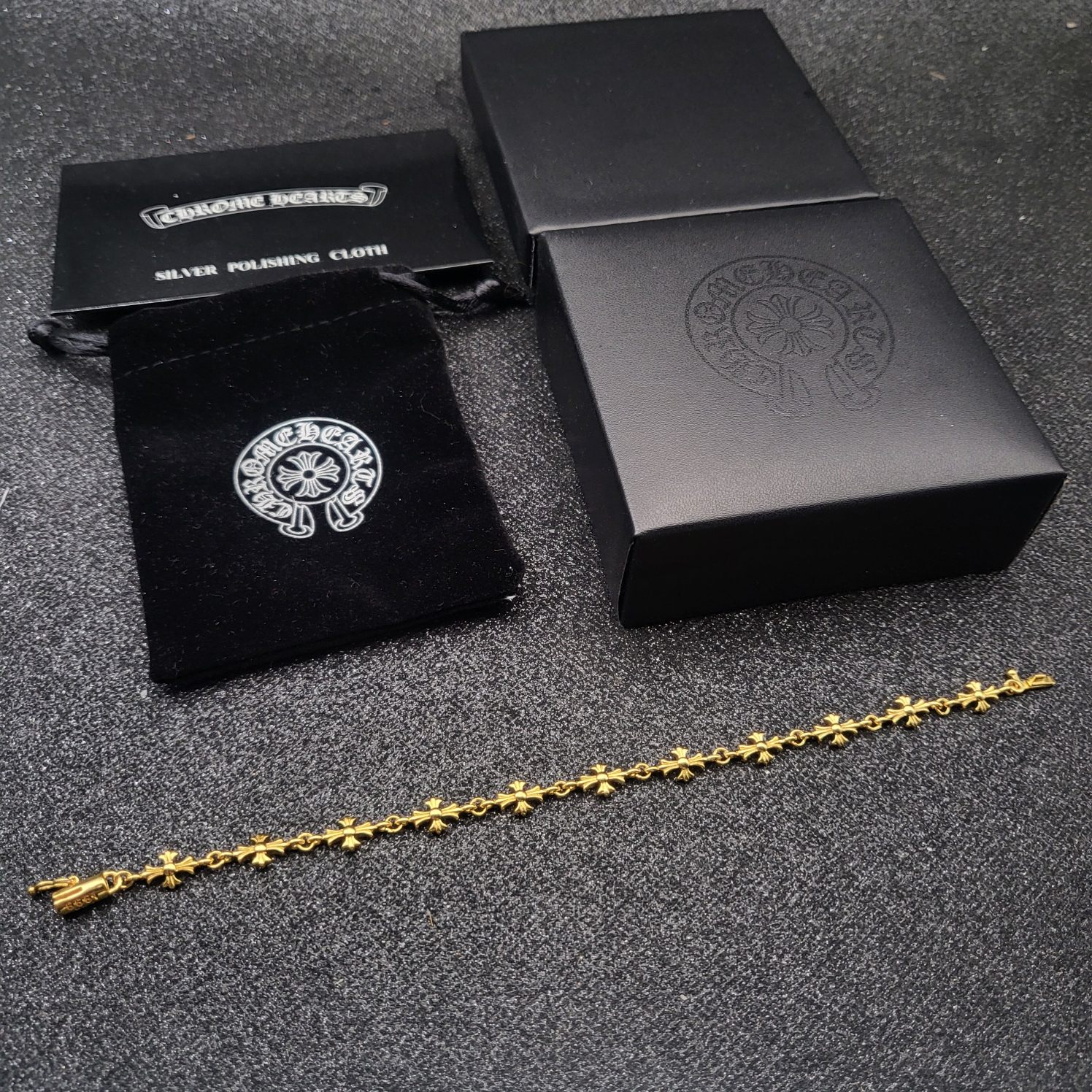 NO:110773,Croxin counter hits, direct sales price of the manufacturer, original one to one replica of the same style as men and women, Croxin bracelet, jewelry quality, chrome hearts, bracelet19860909克罗心专柜爆款 厂家直销价 原版一比一复刻 男女同款 克罗心手链,饰品精品,chrome hearts,bracelet,Jewelry