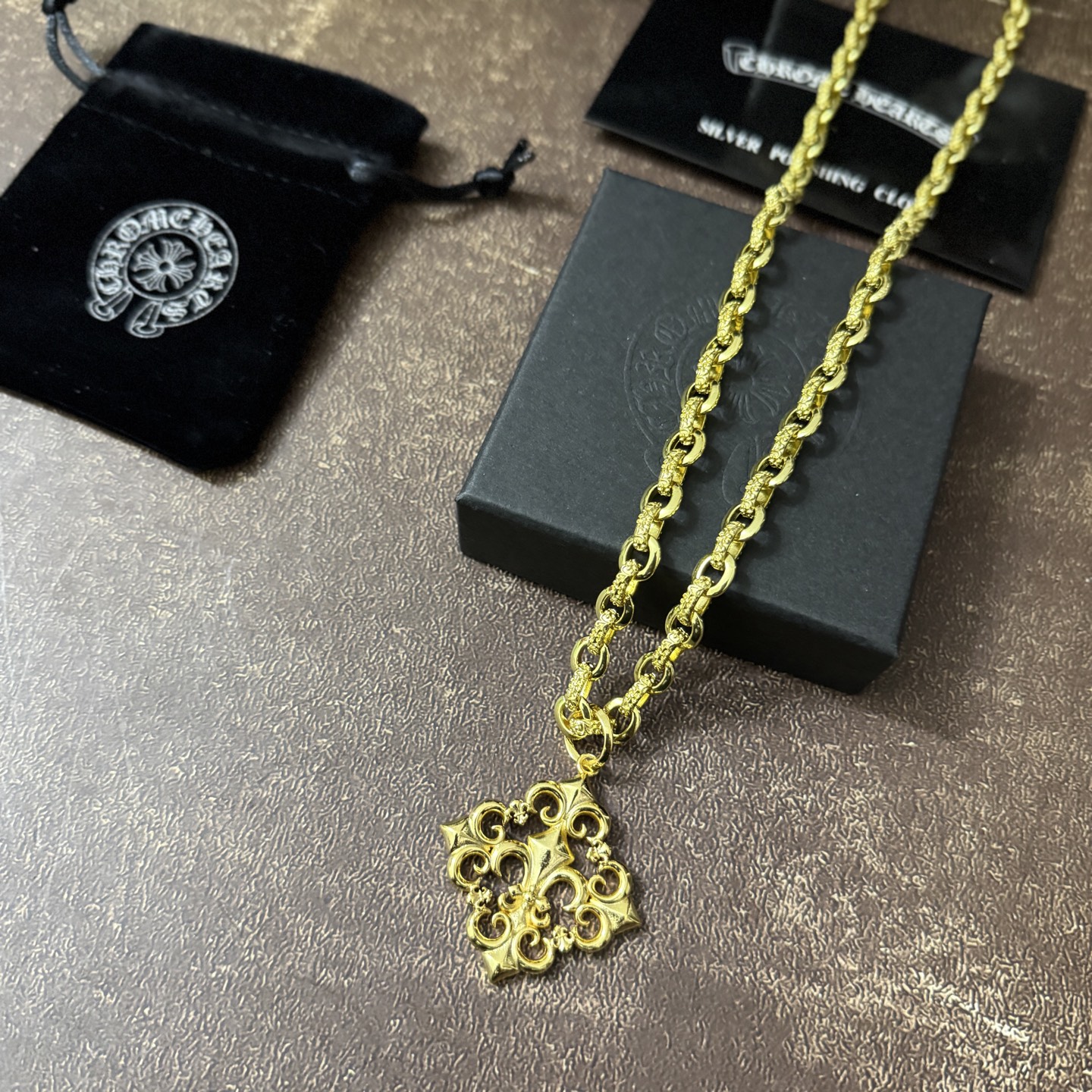 NO:665012,So handsome, the latest Chrome Hearts. No explosions, no hair. Factory direct sales. Original one-to-one replica. Chrome Hearts Necklace, fine jewelry, chrome hearts, necklace.19860909太帅爆了最新款克罗心 不爆不发 厂家直销 原版一比一复刻 克罗心项链,饰品精品,chrome hearts,necklace,Jewelry