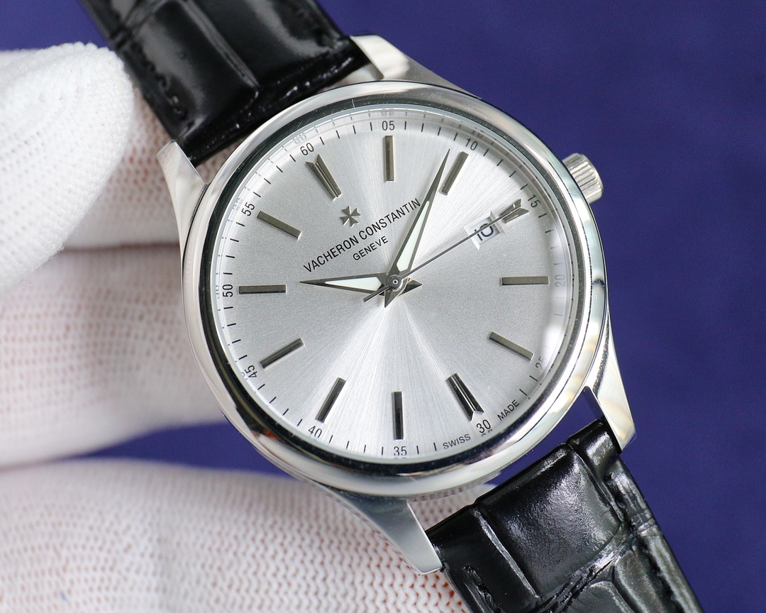 NO:336237,The latest model of the Gold Vacheron Constantin Men's series of upgraded versions, each product is created by the standard of a man's god, which can always surprise you and gain charm points. The luxury and fashion is not inferior to the simplicity and elegance of the past!  Business Optimal!  You deserve it!  The movement is equipped with a new imported (zero rework) size 40mm, uses sapphire glass (never scratched), a 316 stainless steel case, and is equipped with imported calfskin belt + original pin buckle, power reserve 48 hours, waterproof depth meter. Quality of the large factory!  Welcome to reprint 0,,,vacheron,cowhide19860909金 江诗丹顿最新款 男士 传袭系列版本升级版本腕表,每一个产品都是以男神标准打造的总能让你惊喜收获魅力加分,奢华时尚丝毫不减以往简雅大方！商务优选！你值得拥有！机芯搭配全新进口（零返修）尺寸40mm ,采用蓝宝石玻璃（永不刮花）,材质316精钢表壳,配进口小牛皮皮带+原装针扣,动力储存48小时,防水深度米.大厂品质！欢迎转载0,,,vacheron,cowhide,Watch