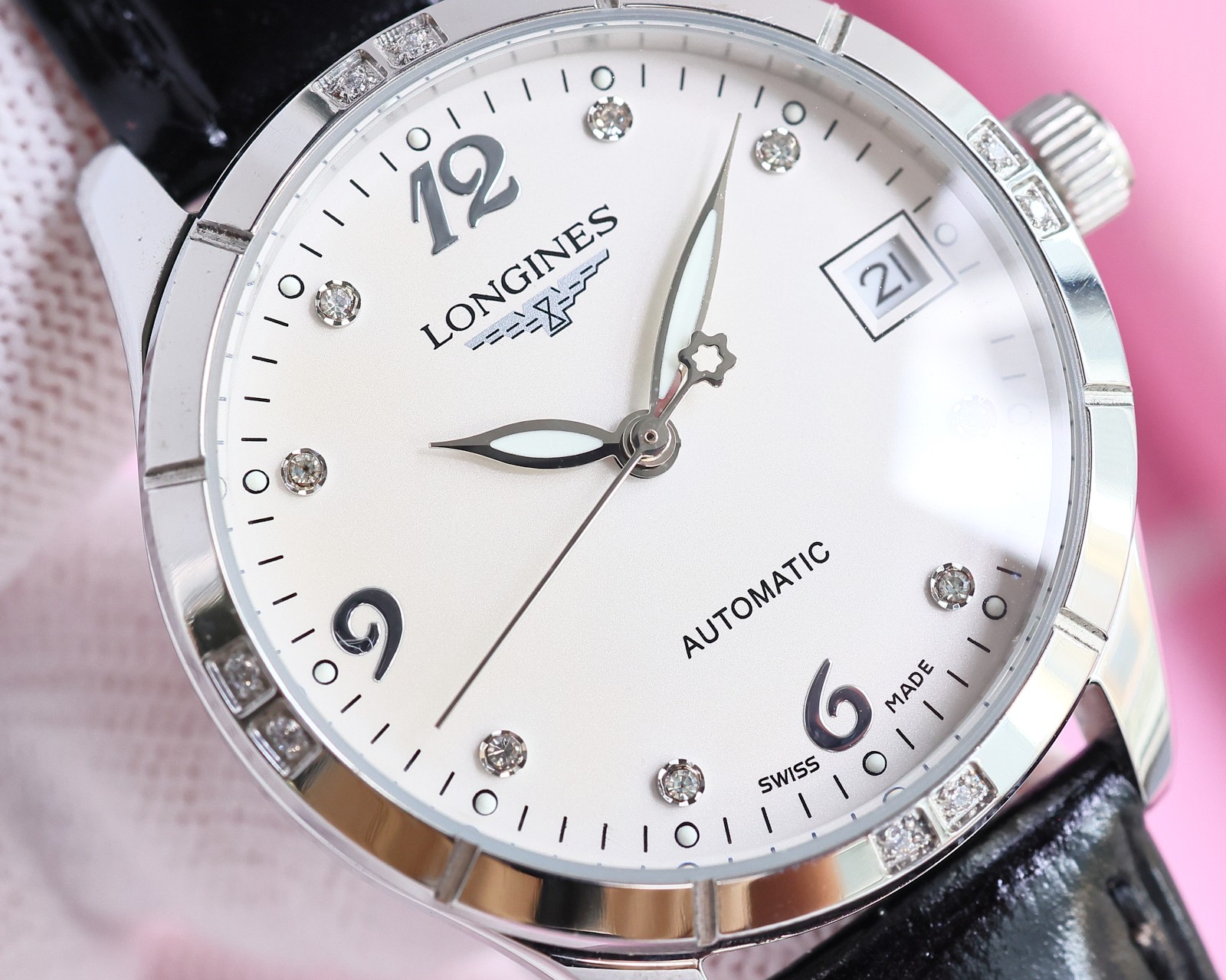 Luxury Women’s Wristwatch: Elegant Design, High-End Materials, Italian Leather Strap - 图片 5