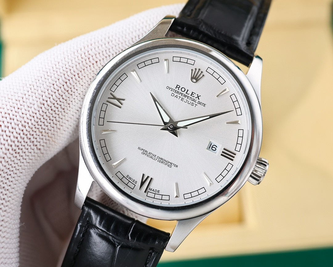 白壳750 金壳800💰
火爆上市最新款🔥🔥劳力士ROLEX(实拍图)商务系列,全表采用316L精钢,高档大气!316L精钢打造完美多边形弧度表壳!搭配进口蓝宝石玻璃,意大利防水皮带,原装针扣!!!搭载原装进口全自动机械機芯8215(零返修) ,直径尺寸40mm 深度防水。 产品实物光泽手感更佳精湛 字盘刻度栩栩如生 壳套工艺都是宗师级别轻身检验 加上新时代机器高技锻造 上手震撼尊贵非凡 !! 1 欢迎转载!