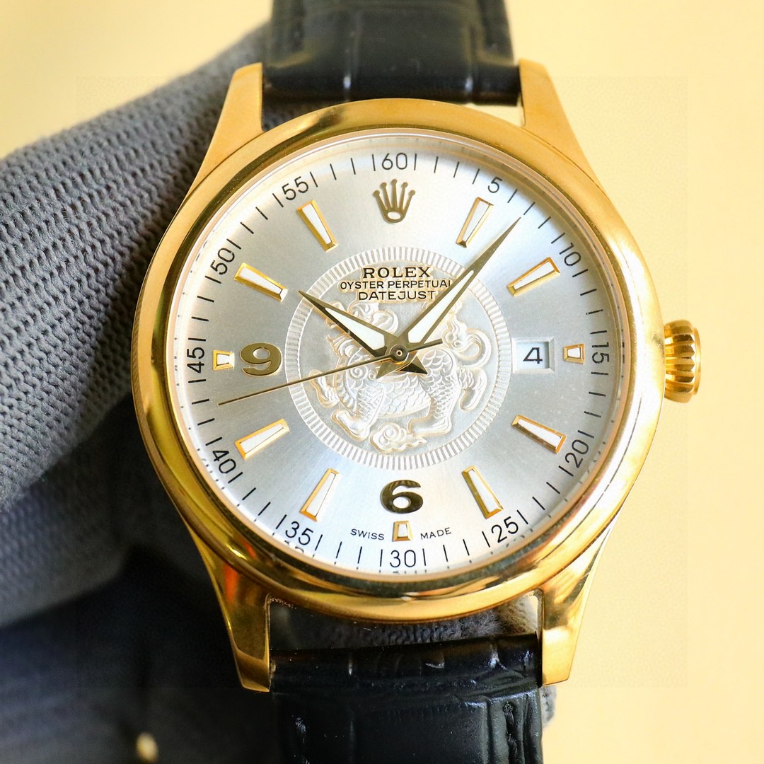 NO:147510,The latest popular Rolex [ROLEX] men's watch adopts a unique dial design. The match comes with a more high-end and luxurious Rolex. When you first meet Rolex, you will be looking forward to one day to have it. When you wear Rolex, you will be smooth sailing and will be developed. You deserve it. Welcome to comment!  !  The movement is matched with the new imported 8215 Citizen (zero rework) Size 40 Mirror sapphire glass never scratched Material 316L stainless steel case Power reserve 48 hours Waterproof depth 100 meters Italian calf belt, original pin buckle!  ,,rolex,cowhide19860909白 金 最新爆款主推 劳力士【ROLEX】男士腕表 采用独特的表盘设计 搭配而来的是更高档奢华的劳力士, 初识劳力士必憧憬有朝一日能拥有它,戴上劳力士必顺风顺水必发达,你值得拥有,欢迎评鉴！！ 机芯搭配全新进口8215西铁城（零返修） 尺寸40 镜面蓝宝石玻璃永不刮花 材质316L精钢表壳 动力储存48小时 防水深度100米 意大利小牛皮带,原装针扣！,,rolex,cowhide,Watch