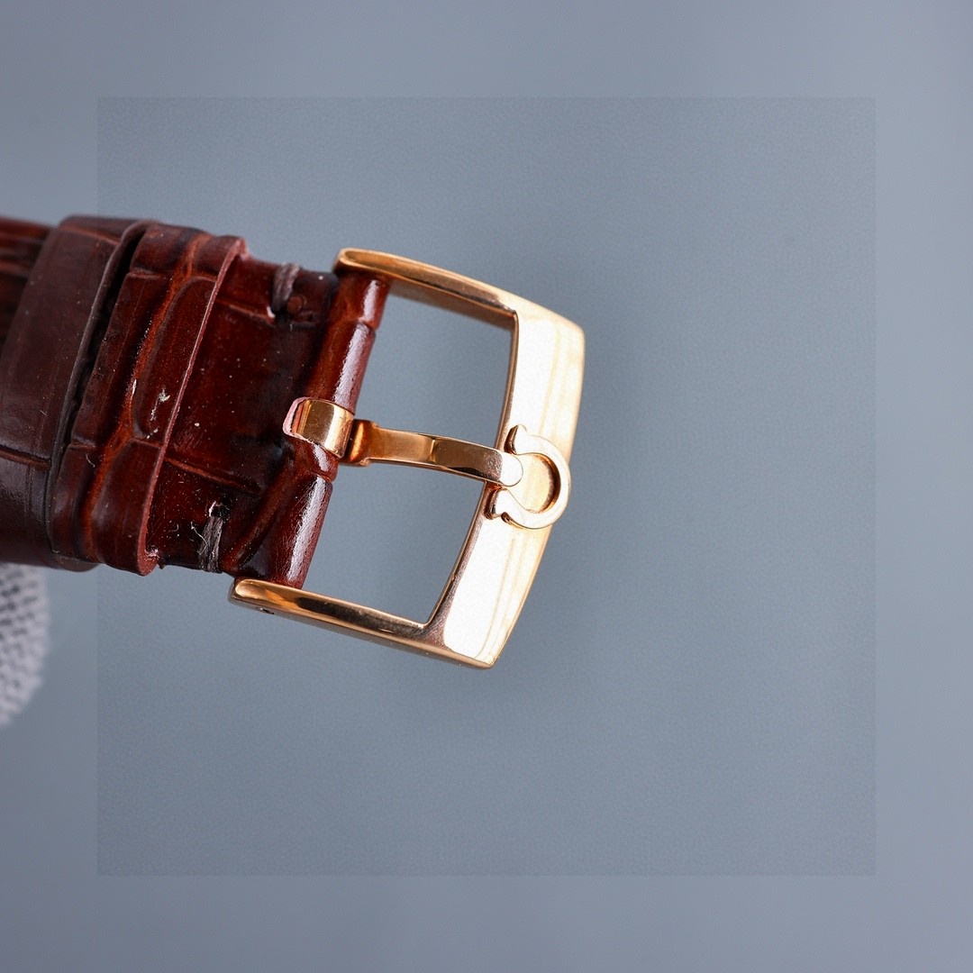 Title: Omega Disk Fly Series Watch Features Blanche 1725 Gold Design, 316L Steel Casing, 8115 Core, 40mm Diameter, 48-Hour Power. - 图片 8