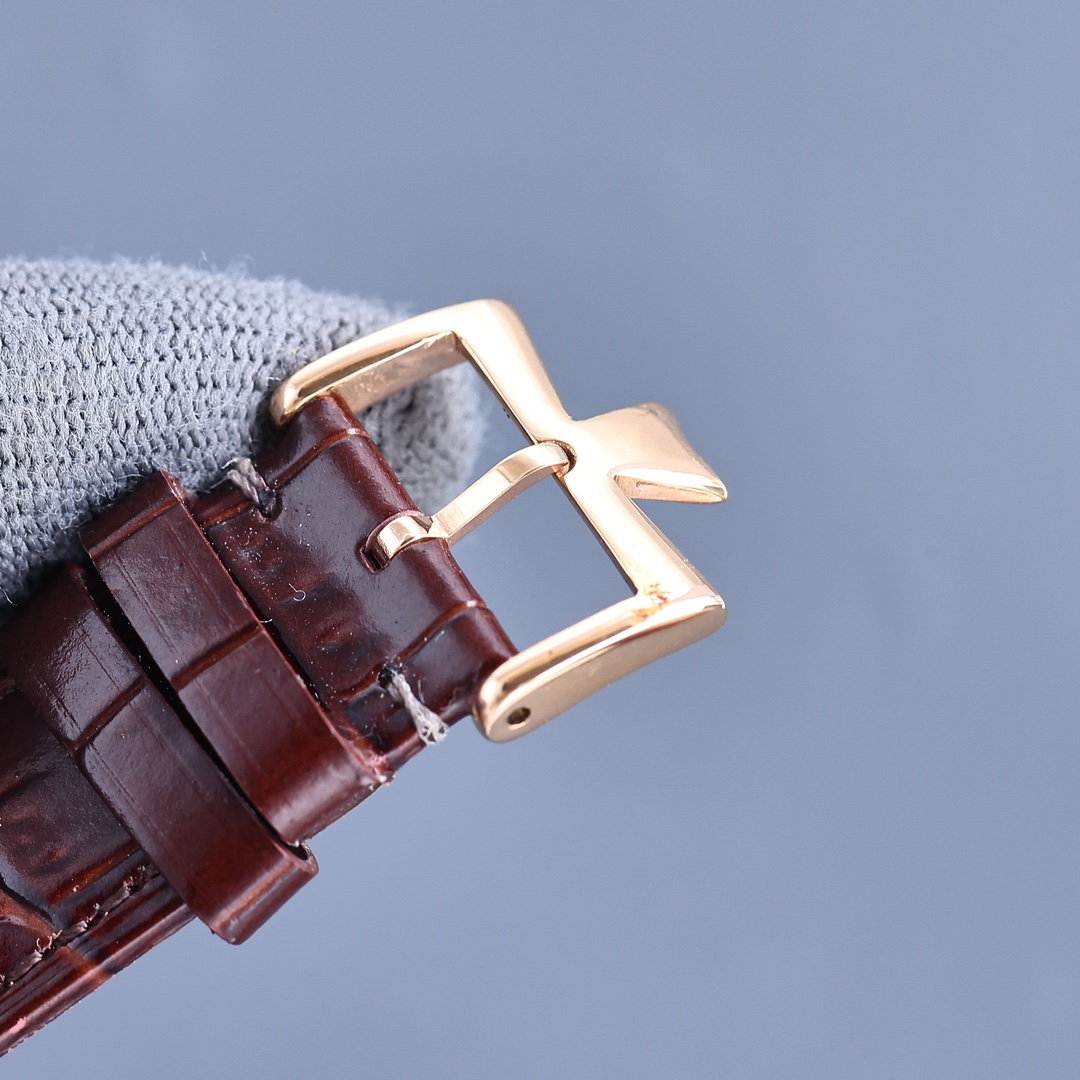 “White Zen 1725 Gold P1840 Watch: Easy, Generous, 48-Hour Power Storage, 100m Waterproof” - 图片 9