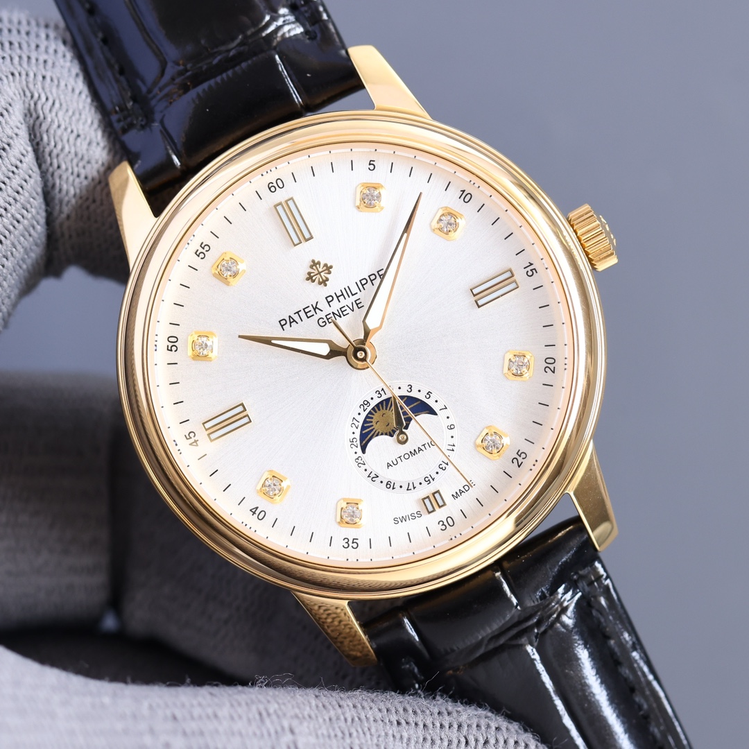 NO:552739,Platinum Patek Philippe watch!  Brand new complex sun, moon and stars multi-function watch with super luminous. Equipped with imported 2824-2 self-winding mechanical movement, which integrates month display, sun and moon phase display and other functions. It is perfect. Adhering to Swiss watchmaking technology, all-steel nano-plated platinum watch technology, PVD furnace electroplating process, French sapphire scratch-resistant mirror, imported Italian calfskin with original buckle, creating a top-notch perfect product, size: 40, patek philippe, cowhide19860909白金百达翡丽Patek Philippe士腕表！全新复杂日月星辰多功能腕表,超强夜光.搭载原装进口2824-2自动上链机械机芯,汇集月份显示,日月相显示等功能于一身,堪称完美,秉承瑞士制表工艺,全钢镀纳米铂金表技术,PVD炉内电镀工艺,法国蓝宝石防刮镜面,进口意大利小牛皮搭配原装扣,打造出顶级完美产品,尺寸:40,,patek philippe,cowhide,Watch