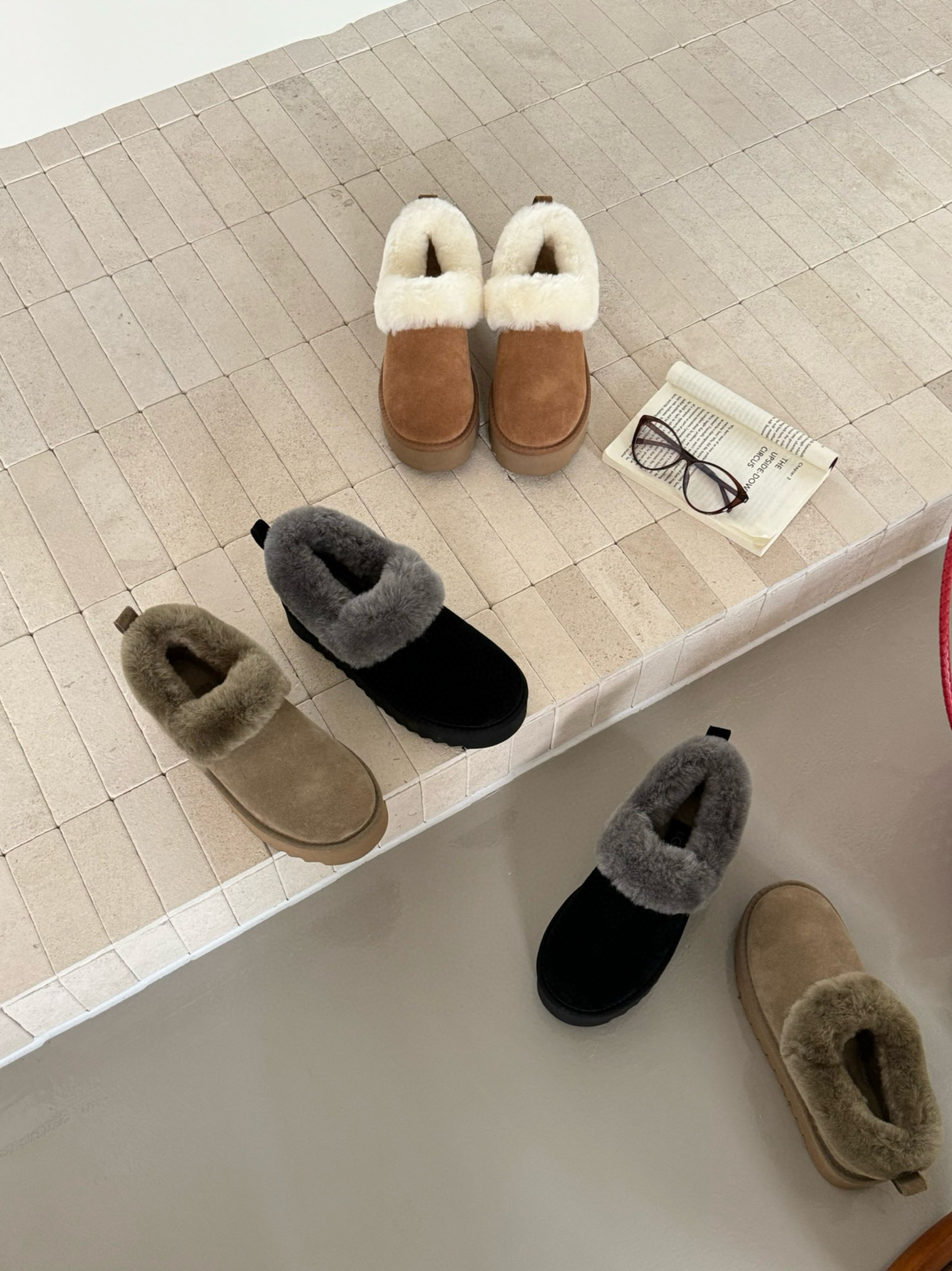 UGG Nita Platform 妮塔（厚底款）
▪️翻毛皮鞋面 舒适易打理
▪️内里17毫米羊皮～细