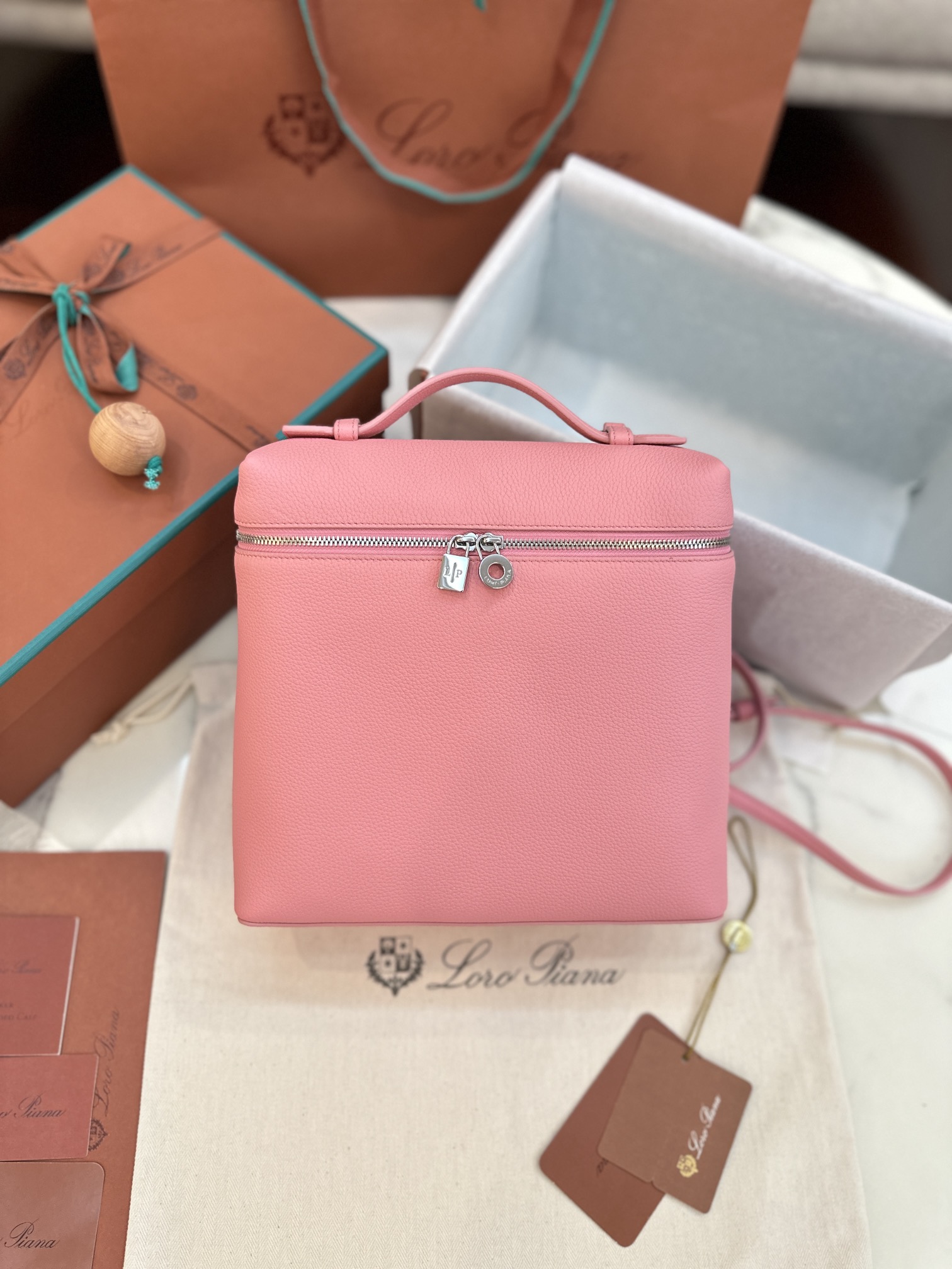 Loro piana/Extra Pocket Backpack 顶级版本
