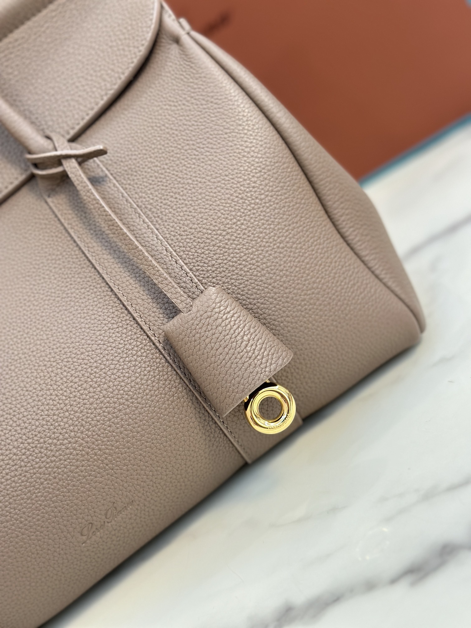 Loom L32 Handbag: Stylish, Versatile, and Functional with Steel Hardware - 图片 3