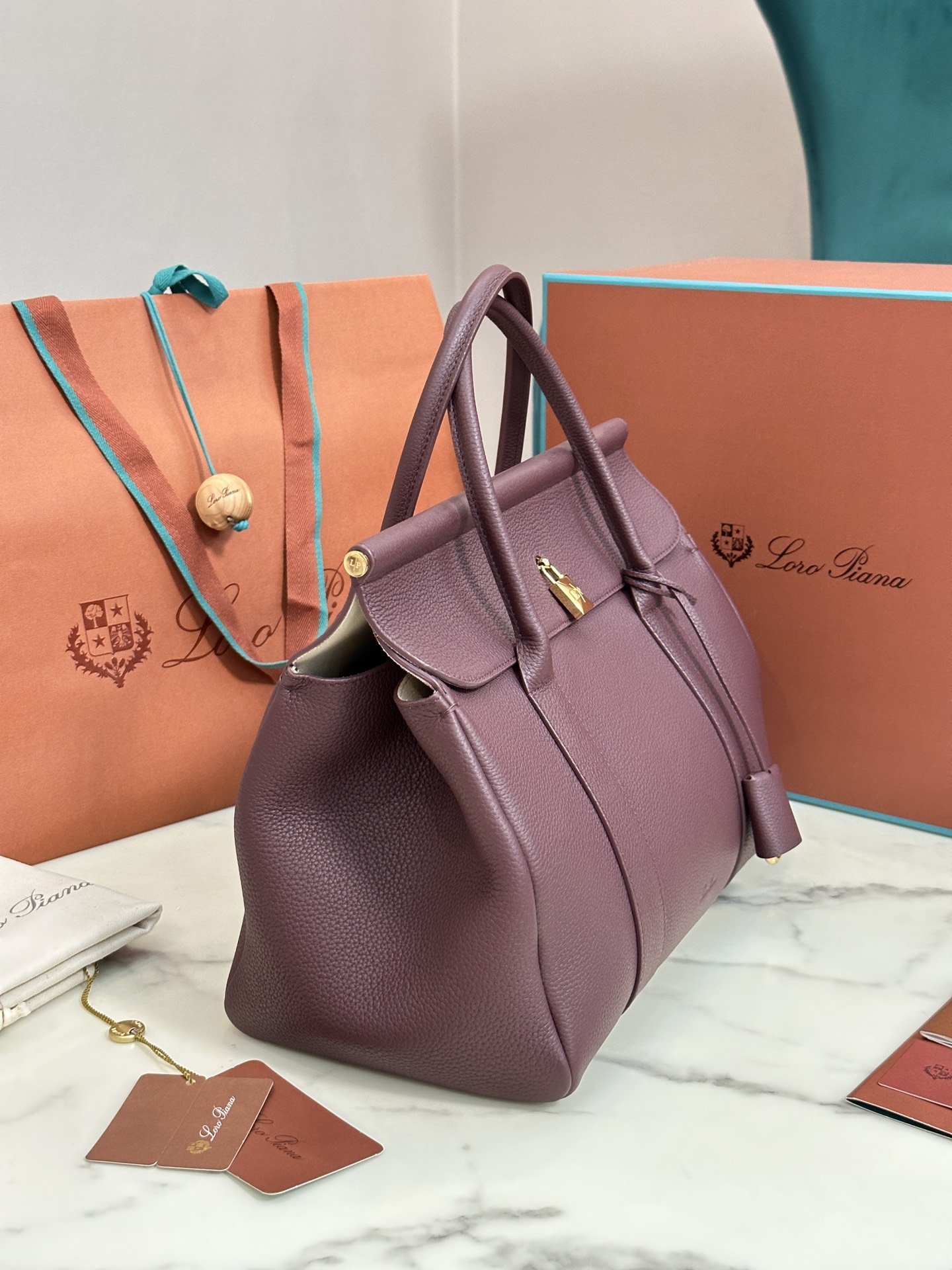 Stylish Loom L32 Handbag with Multiple Wear Options and Steel Hardware - 图片 9
