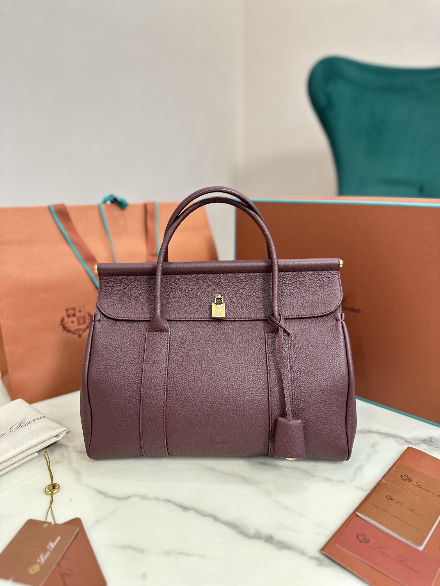 Stylish Loom L32 Handbag with Multiple Wear Options and Steel Hardware - 图片 1