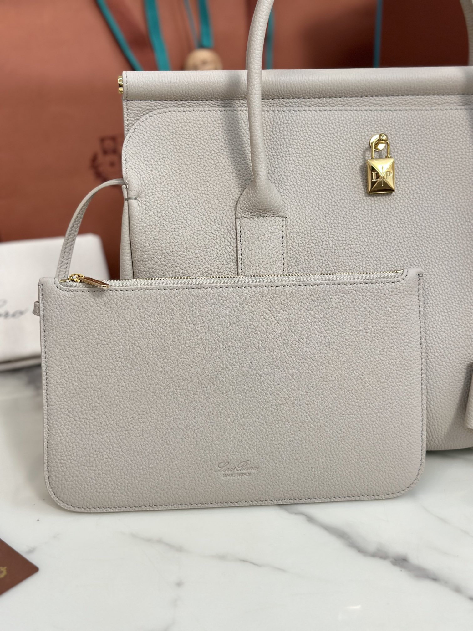 Loro Piana Loom Bag: Luxurious Cow Leather Handbag with Leather Handles - 图片 7
