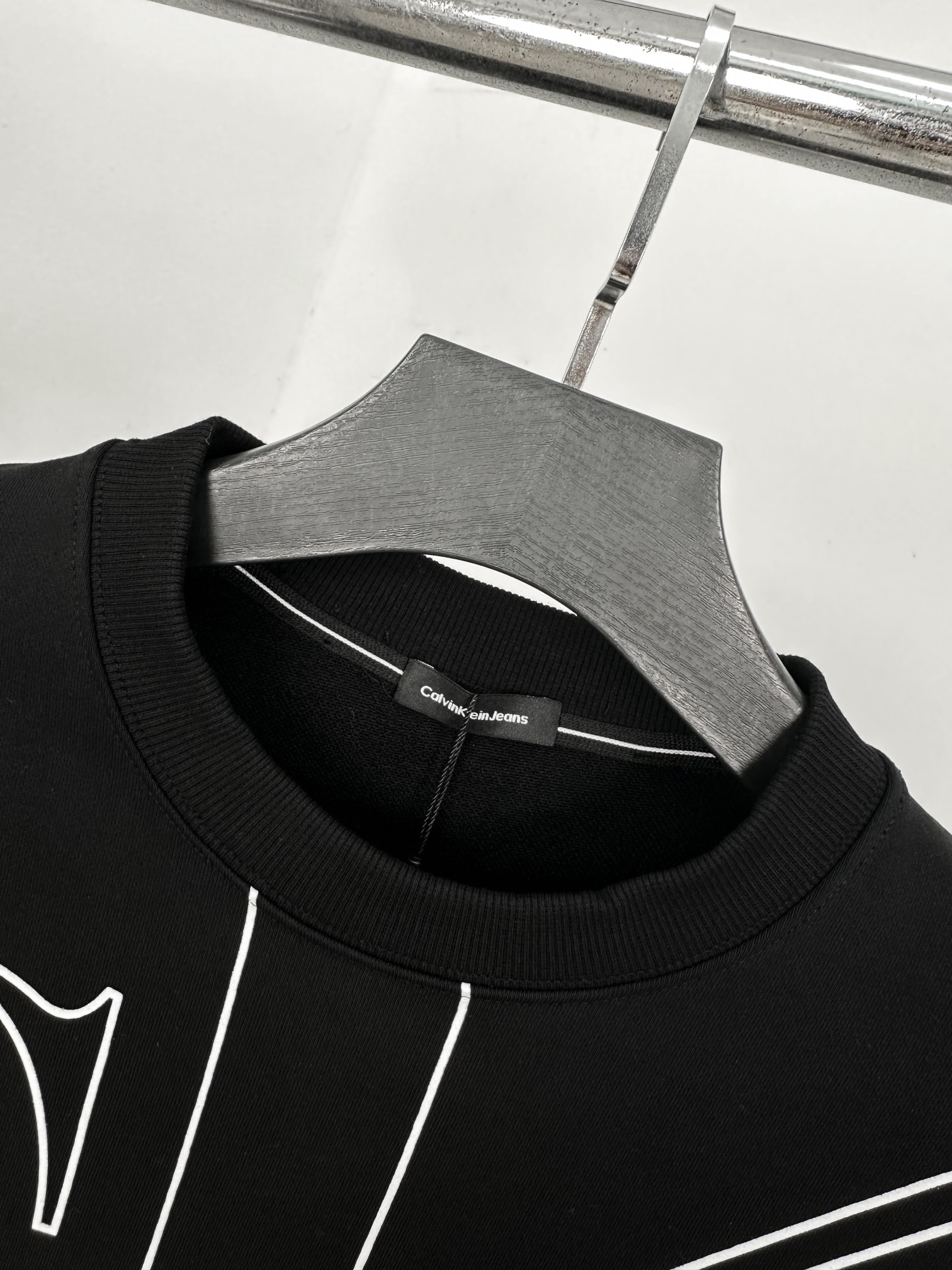 Calvin Klein CK-Class Corset: Bold Design in Black & White, 440g Heavy - 图片 5
