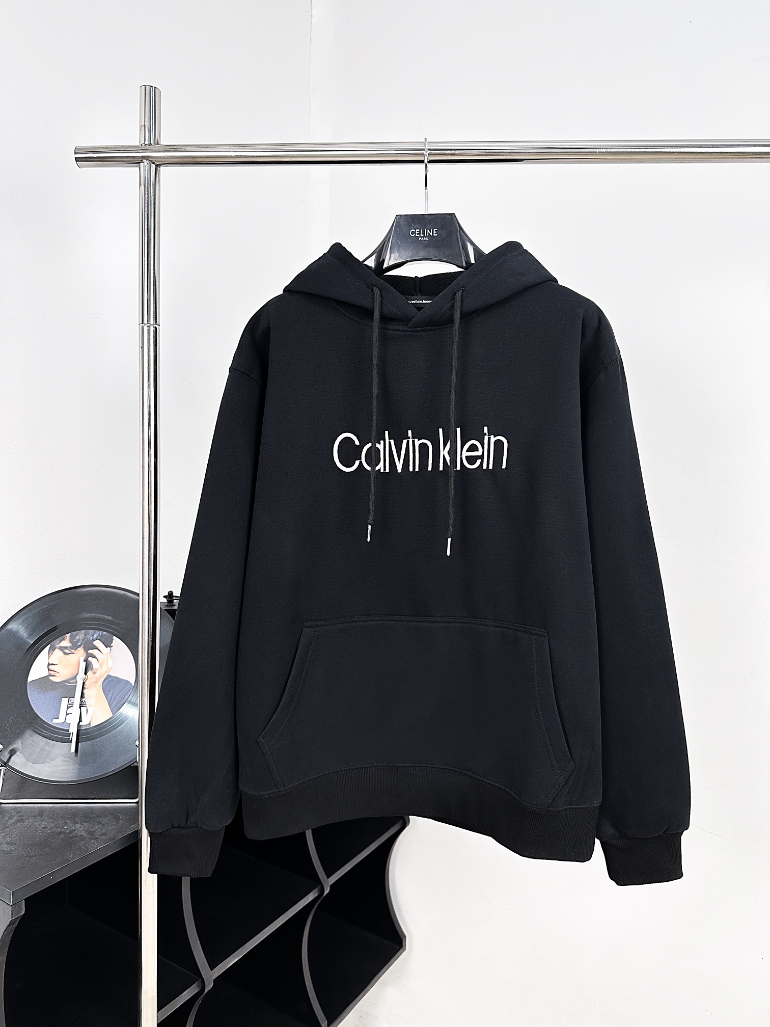 2024 Calvin Klein Autumn Hat Collection for Men and Women: Long-lasting Style in Black and White - 图片 3
