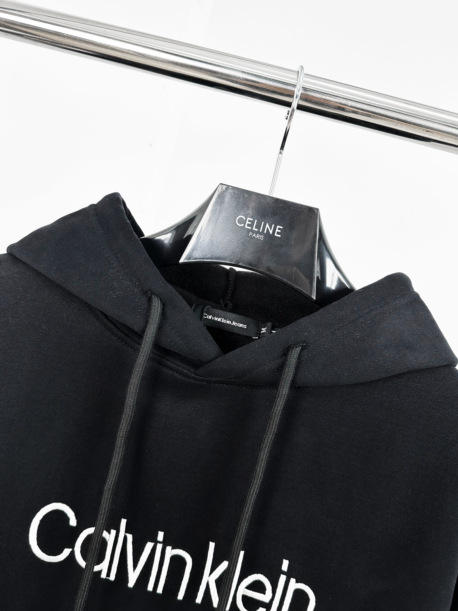 2024 Calvin Klein Autumn Hat Collection for Men and Women: Long-lasting Style in Black and White - 图片 6