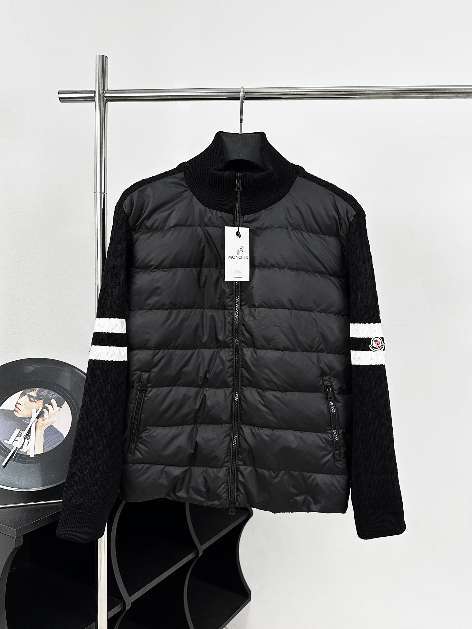 🅿️450 model number: MC05Moncler & FW24 popular stand-up collar knitted splicing down jacket, fully lined, windproof and warm Color: black gray Size: 1-5