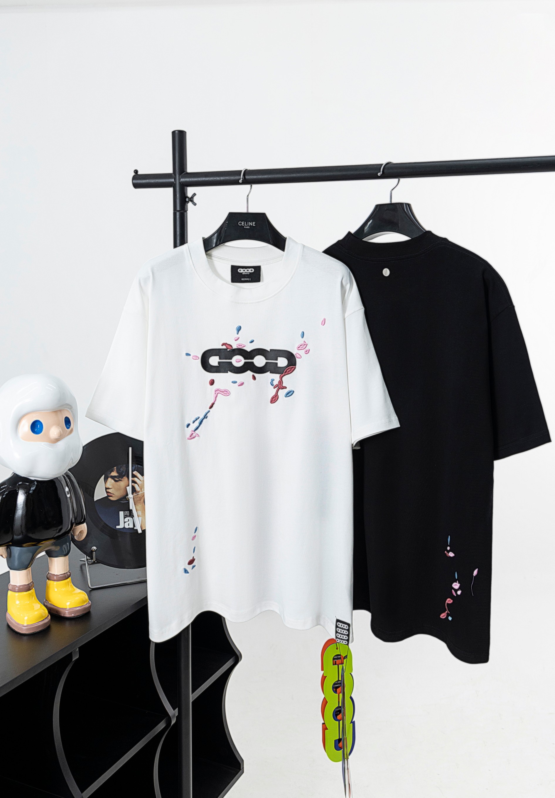 🅿️80
款号GD05
GOODBRAND 24S/S Color Jumping 多色泼墨短袖T恤

颜色：黑色 白色
码数：S M L XL