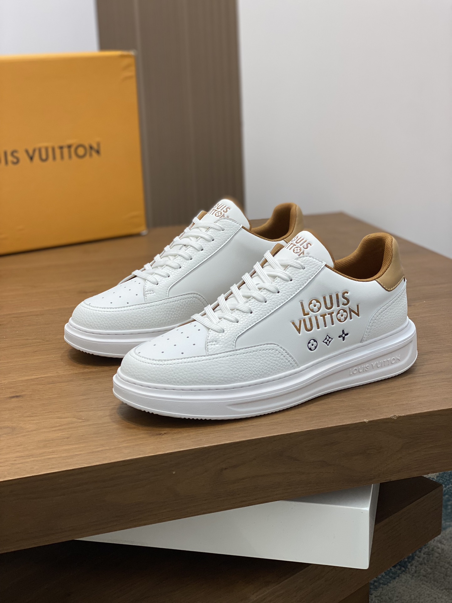 Louis Vuitton Réplica
 Sapatos Tênis Couro de vaca Borracha Calças moletom