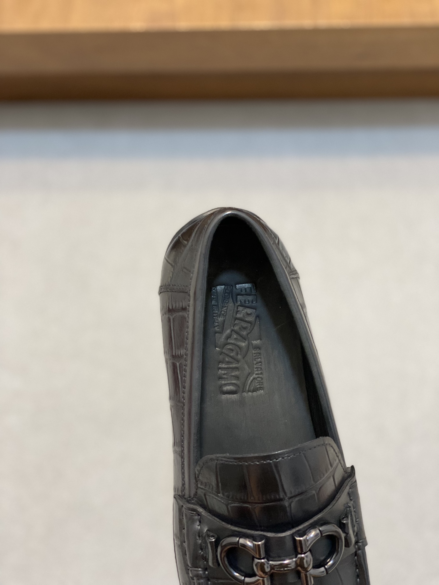 Ferragamo Classic Luxury Leather Shoe Loafer Ref 7