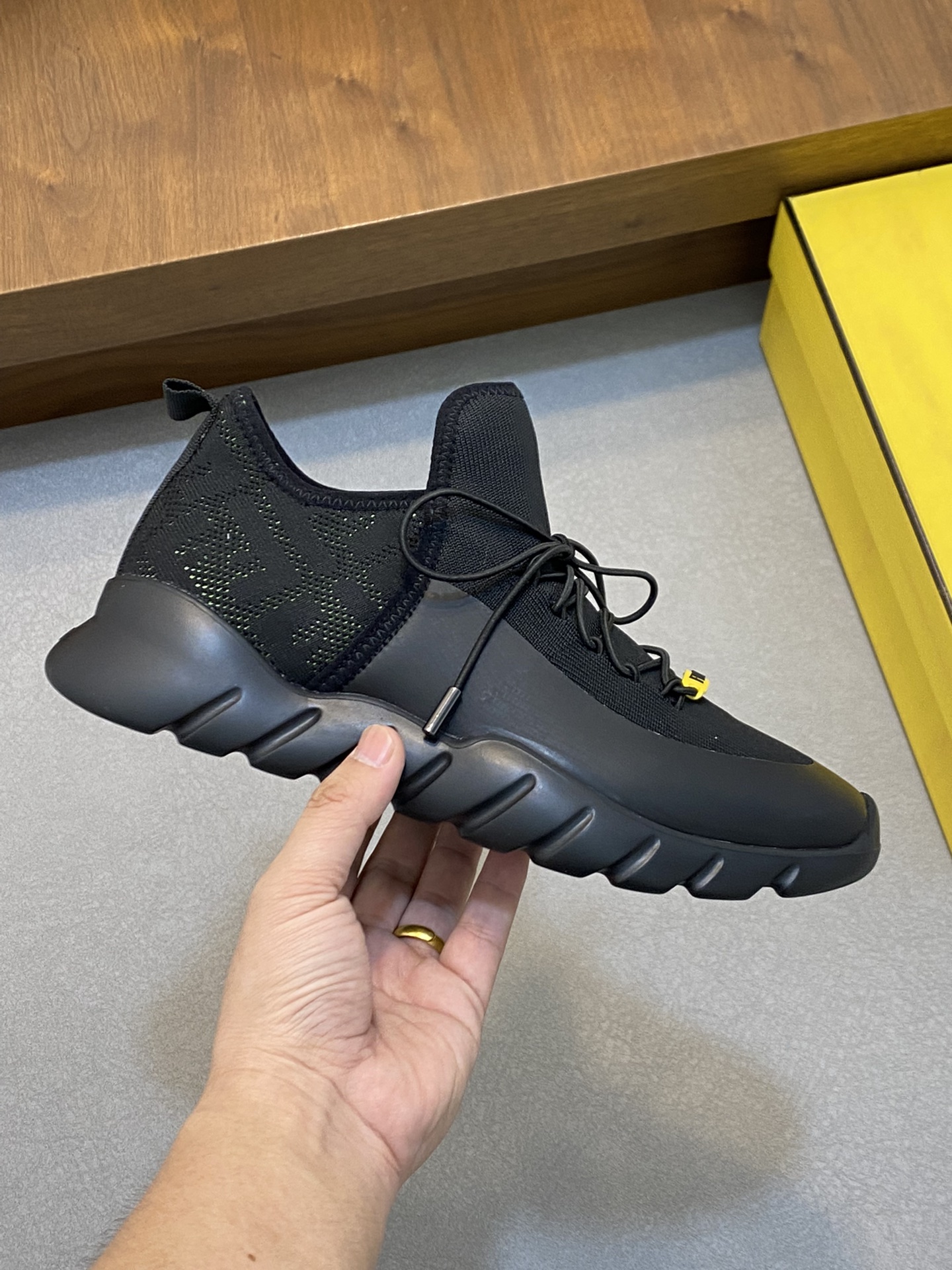 Fendi Style Leather Men's Shoes style reference detail image 4 from source 781793