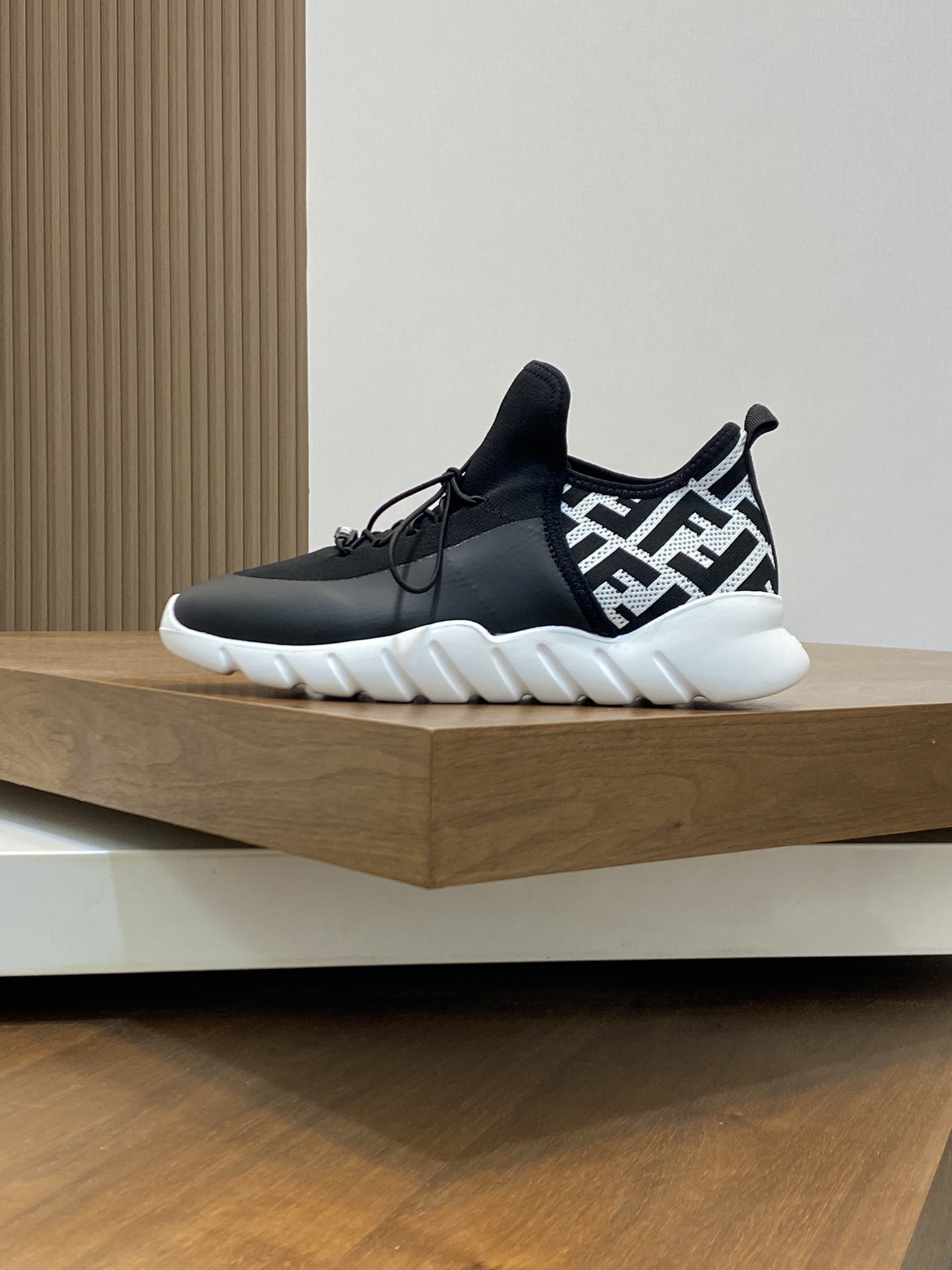 Fendi Style Leather Men's Shoes Lookbook Reference image 2