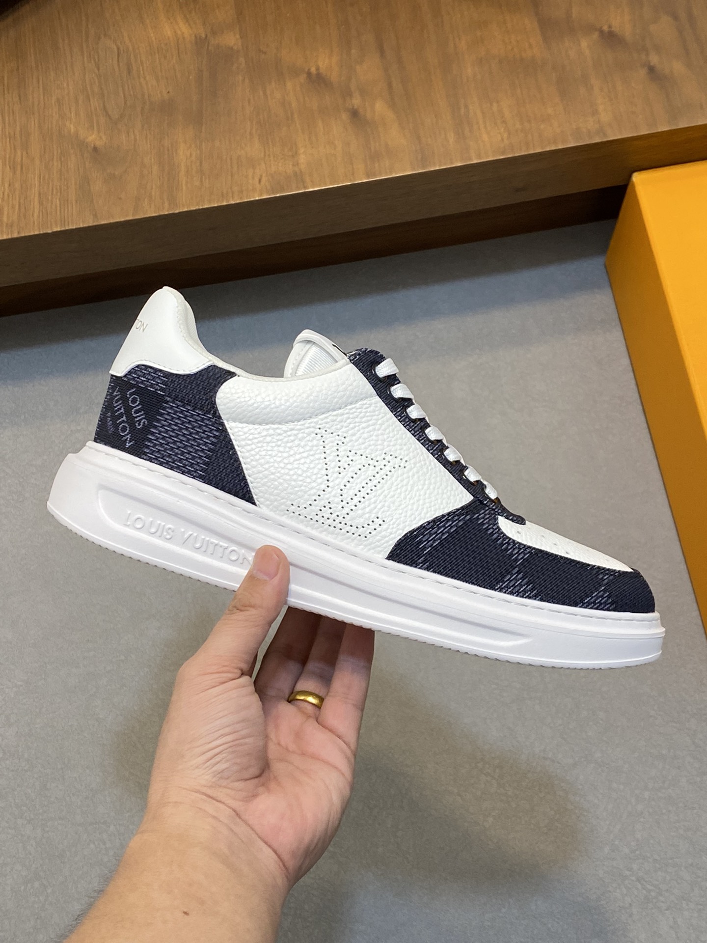[Louis Vuitton] Louis Vuitton - Calidad de gama alta Original único - Parte superior: cuero de becer