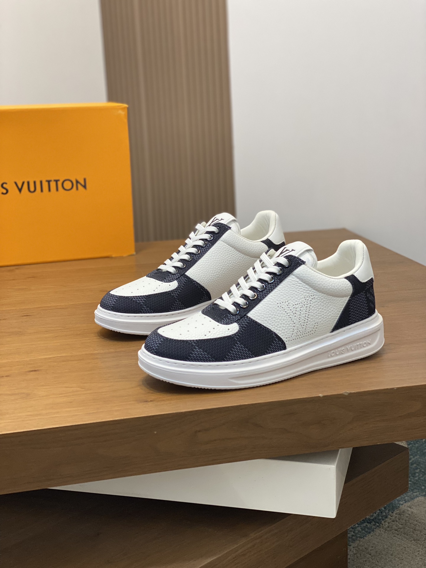 [Louis Vuitton] Louis Vuitton - Calidad de gama alta Original único - Parte superior: cuero de becer