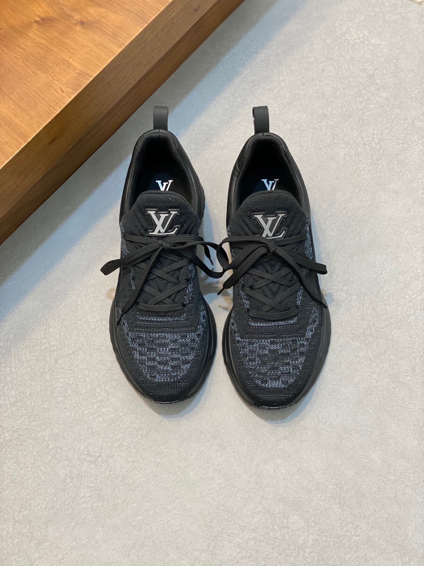 Louis Vuitton Casual Shoes Men Casual