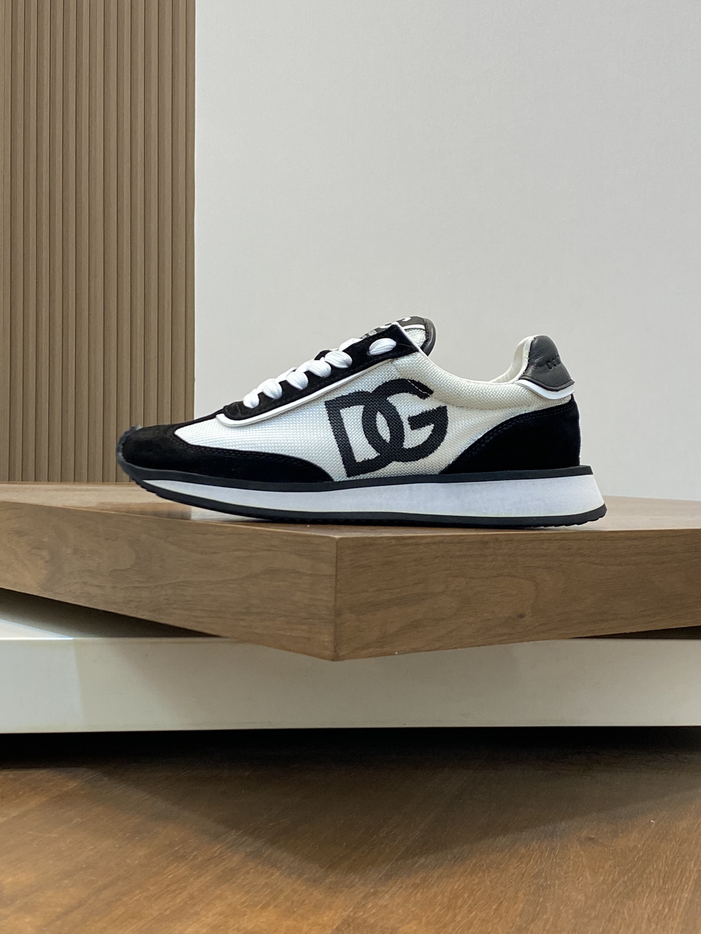 --Nuevo--Dolce&Gabbana--DG de gama alta de los hombres zapatos deportivo-casual. Mostrador superior 