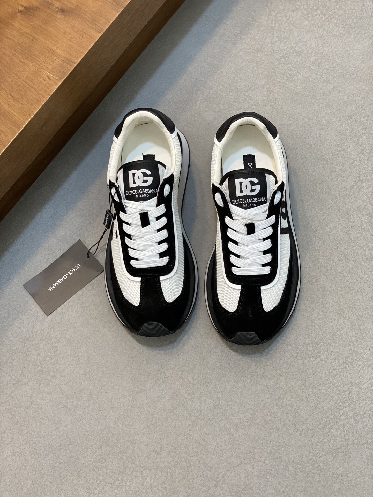 --Nuevo--Dolce&Gabbana--DG de gama alta de los hombres zapatos deportivo-casual. Mostrador superior 