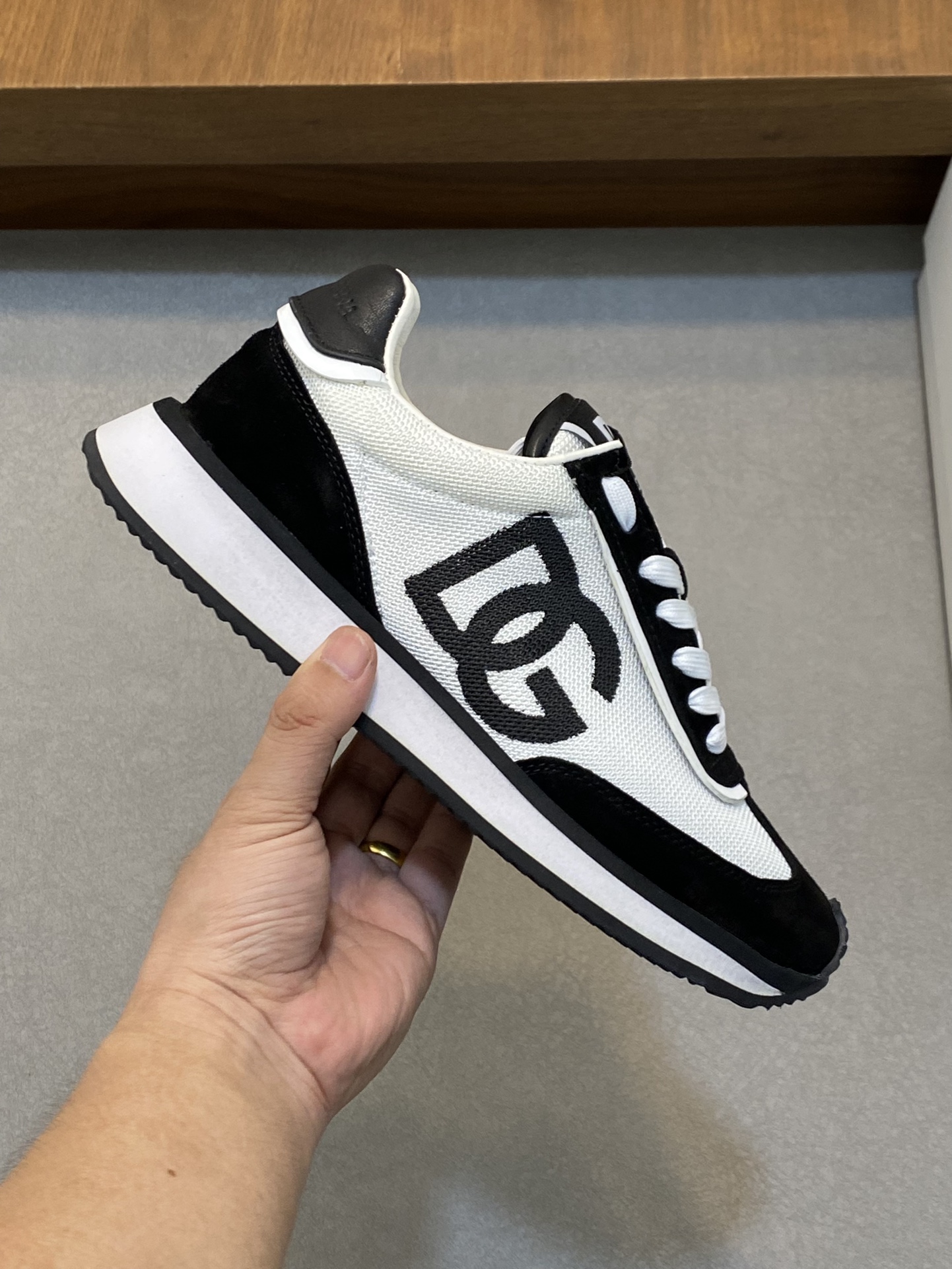 --Nuevo--Dolce&Gabbana--DG de gama alta de los hombres zapatos deportivo-casual. Mostrador superior 