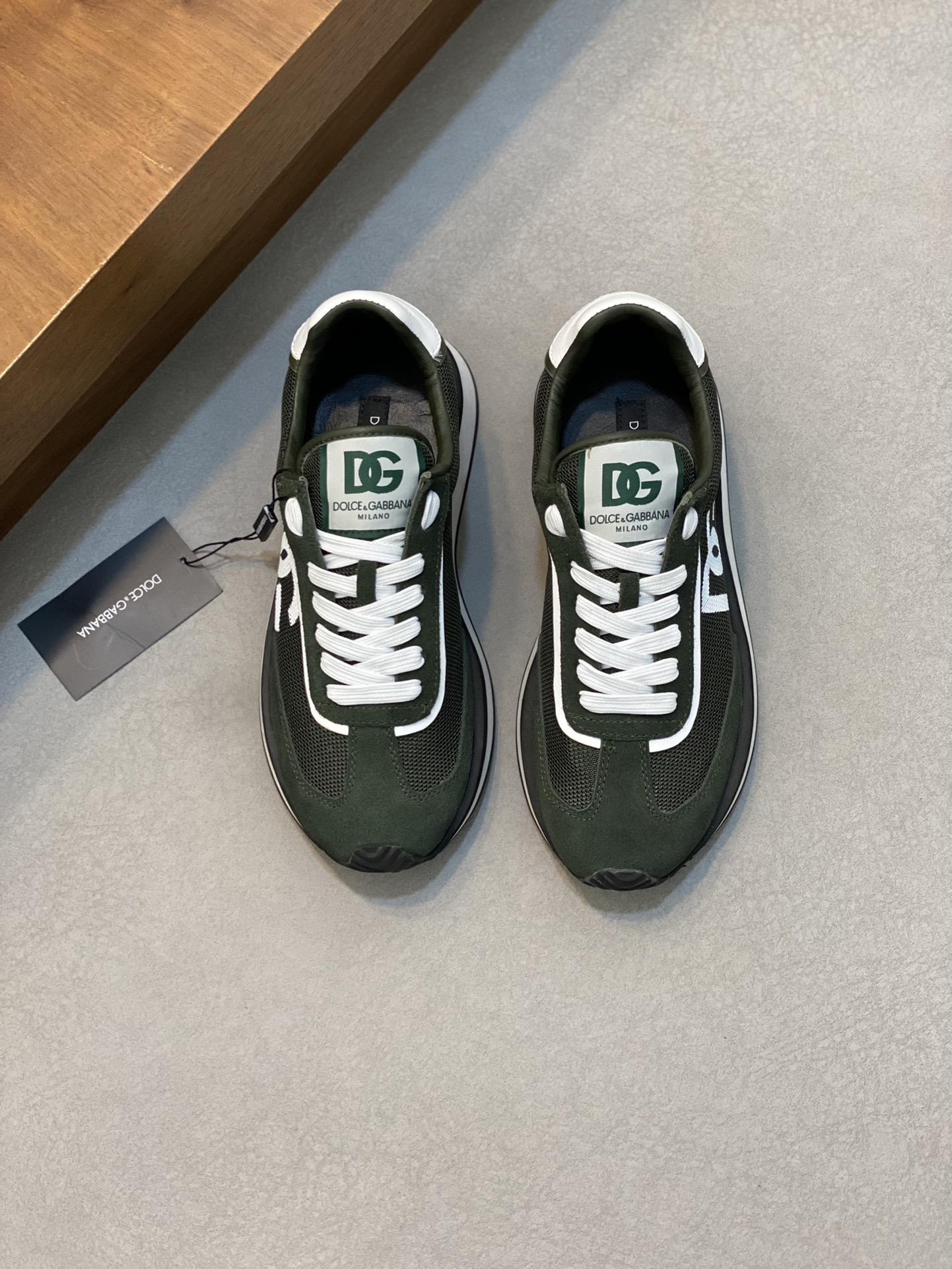 --Nuevo--Dolce&Gabbana--DG de gama alta de los hombres zapatos deportivo-casual. Mostrador superior 