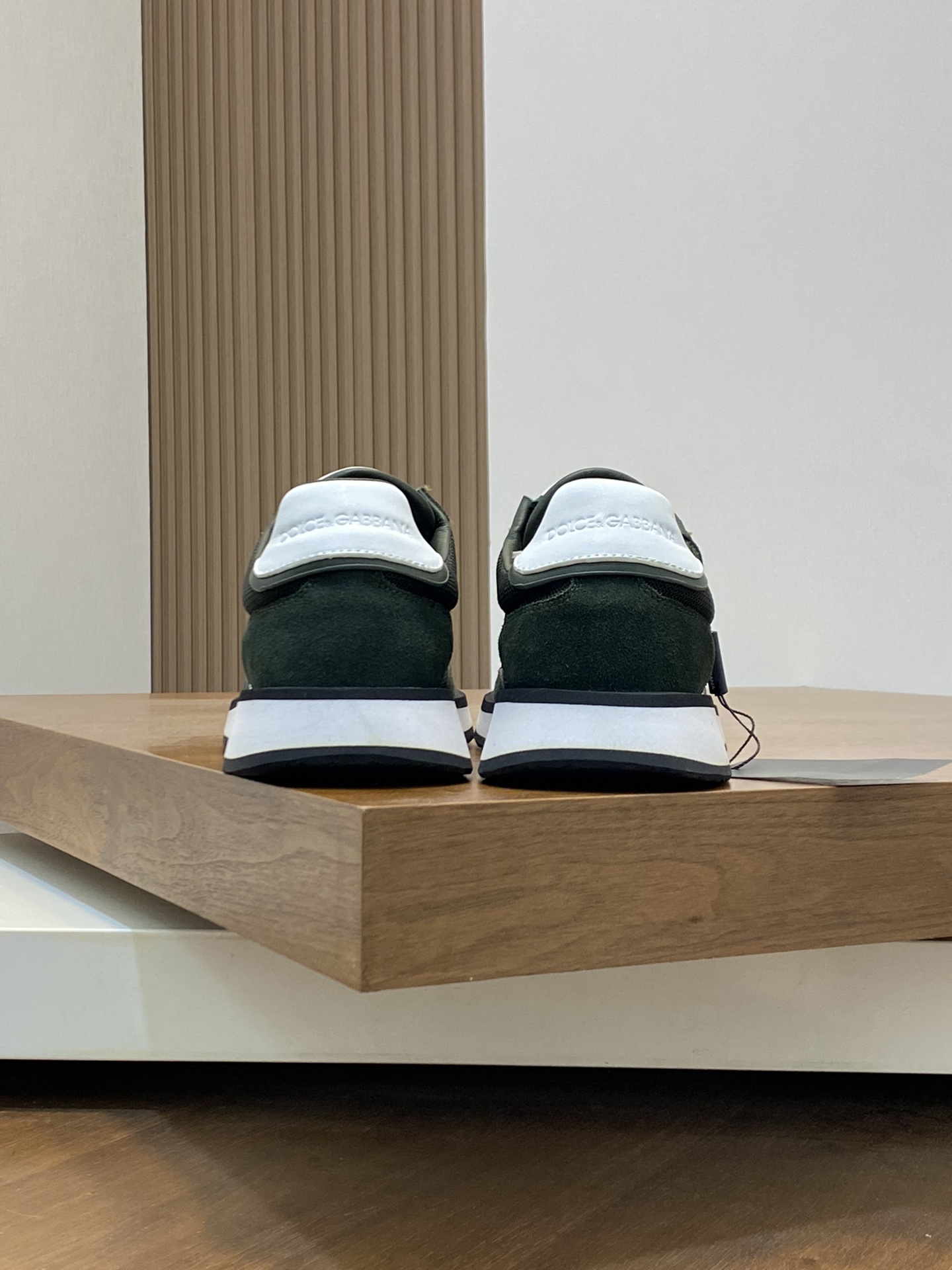 --Nuevo--Dolce&Gabbana--DG de gama alta de los hombres zapatos deportivo-casual. Mostrador superior 