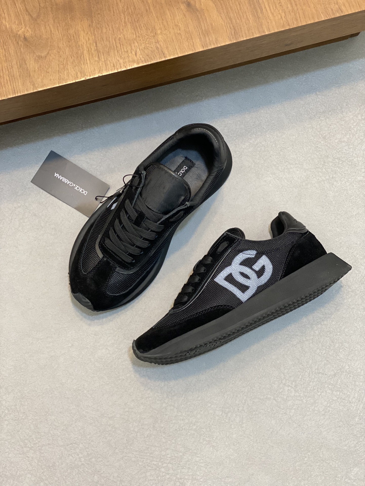 --Nuevo--Dolce&Gabbana--DG de gama alta de los hombres zapatos deportivo-casual. Mostrador superior 