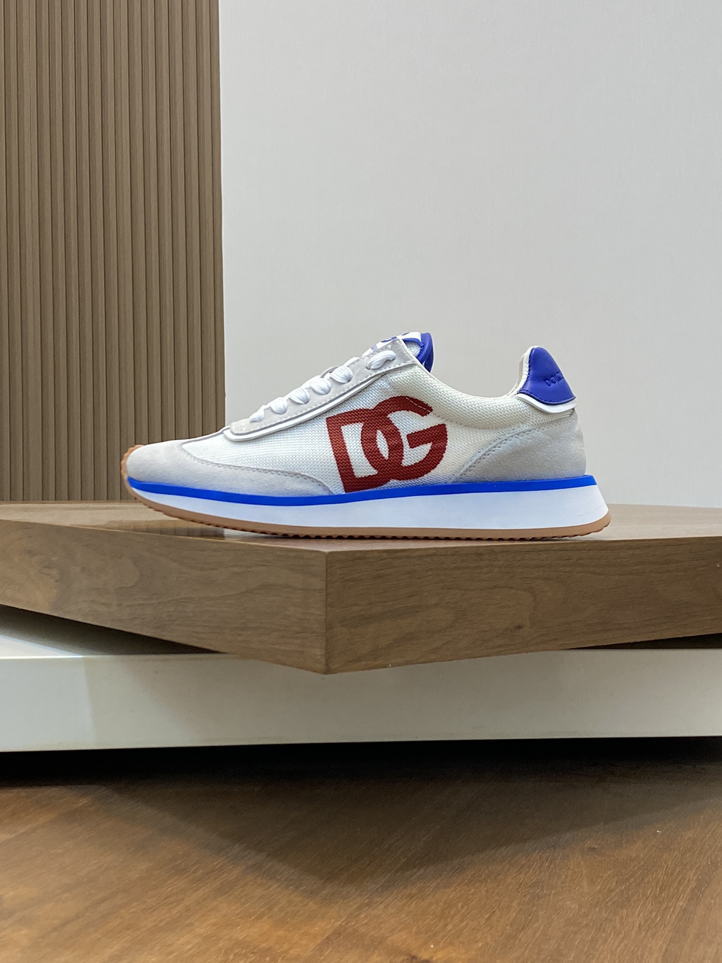 --Nuevo--Dolce&Gabbana--DG de gama alta de los hombres zapatos deportivo-casual. Mostrador superior 